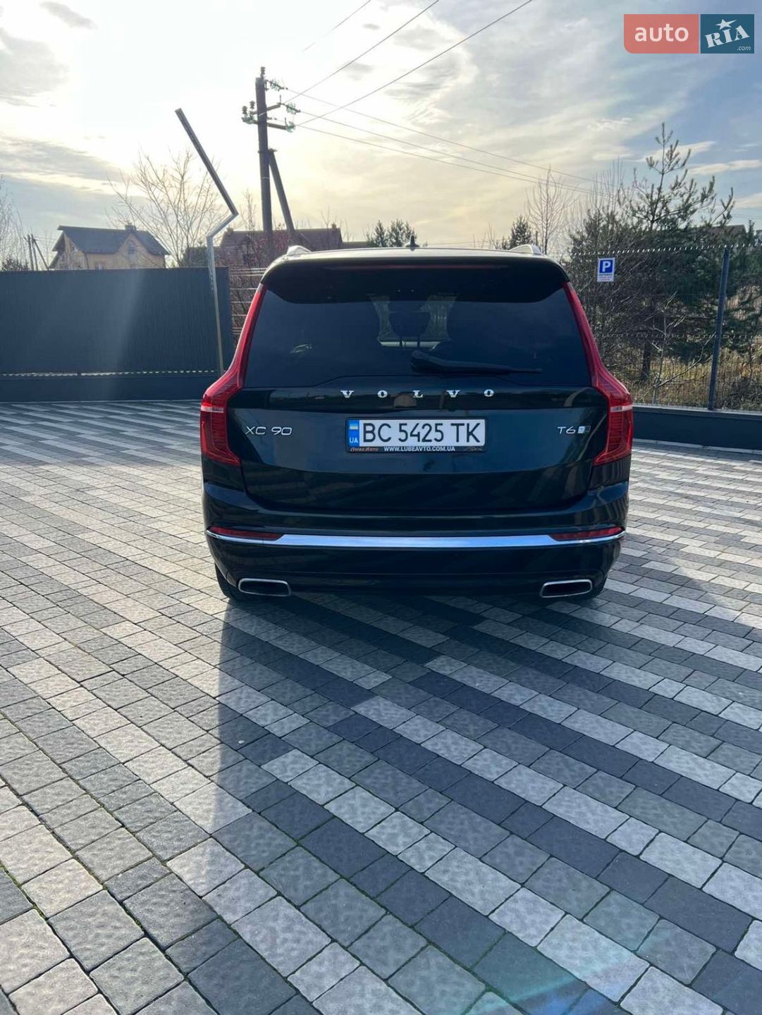 Volvo XC90 2017 VIN YV4A22PM8J1195650 фото оголошення 8 з 19