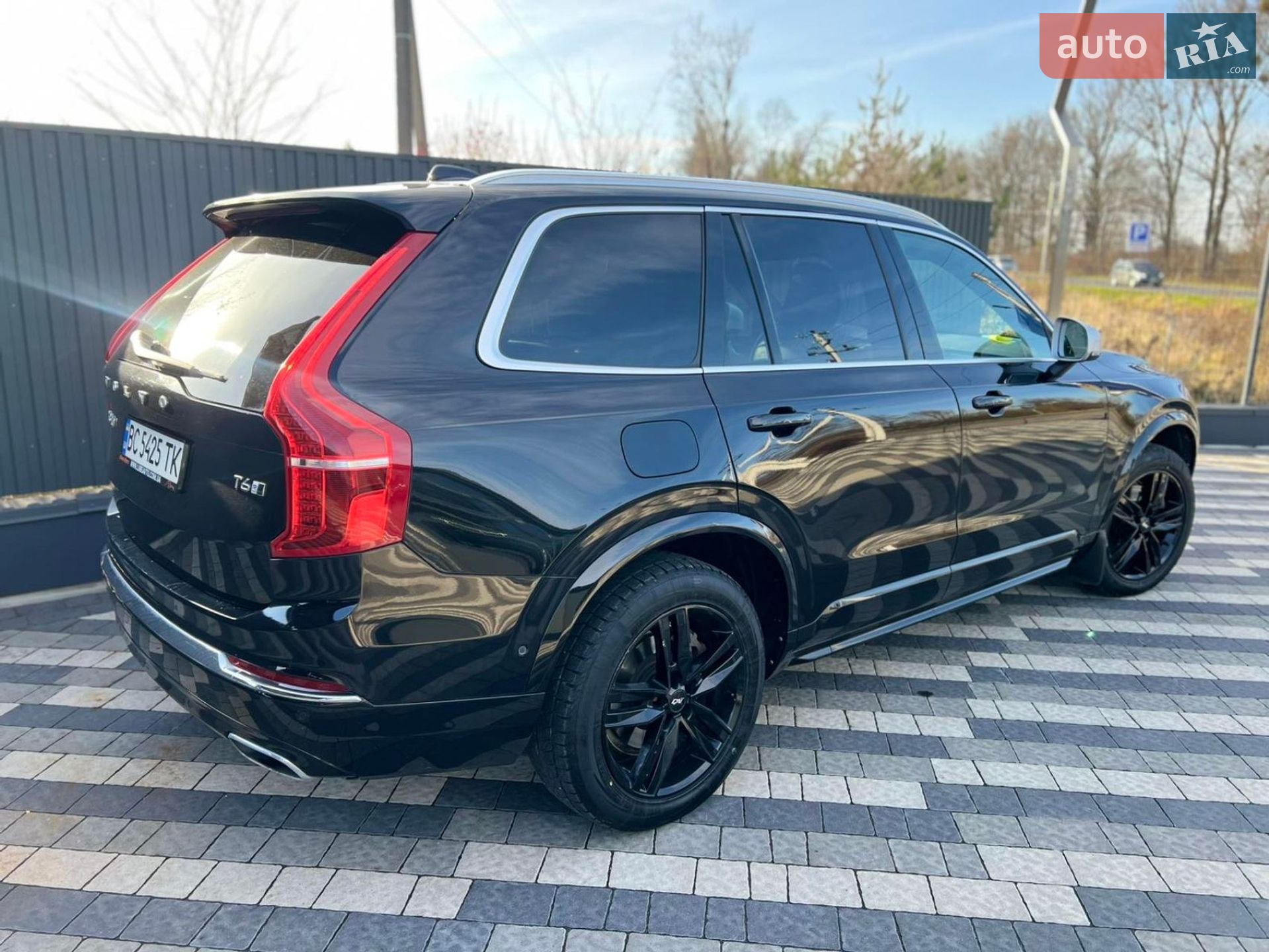 Volvo XC90 2017 VIN YV4A22PM8J1195650 фото оголошення 4 з 19