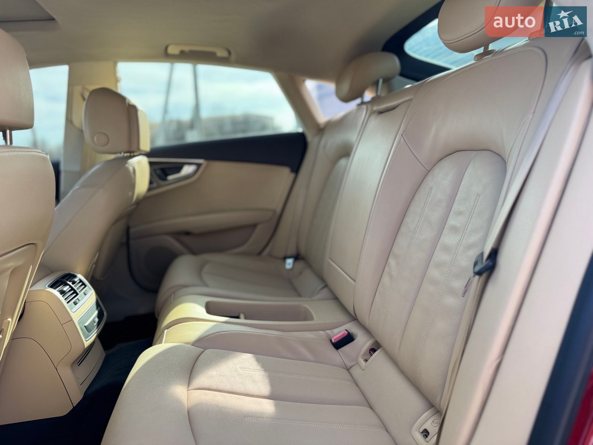 Audi A7 Sportback 2012 VIN WAUYGAFCXCN164091 фото оголошення 38 з 39