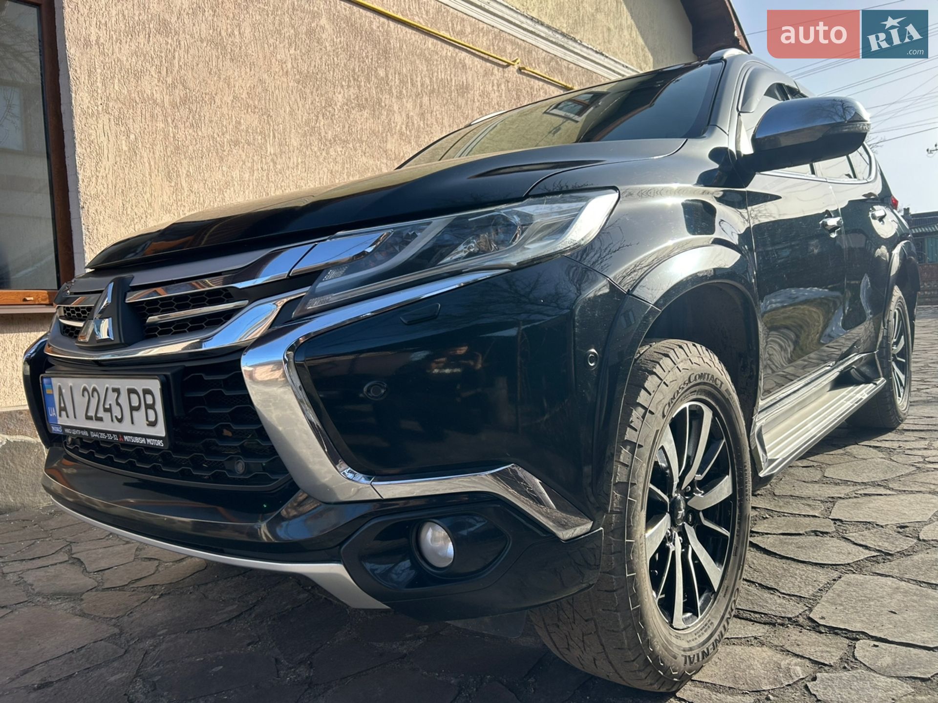 Mitsubishi Pajero Sport 2017 VIN MMCGUKS10HHZ06248 фото оголошення 8 з 54