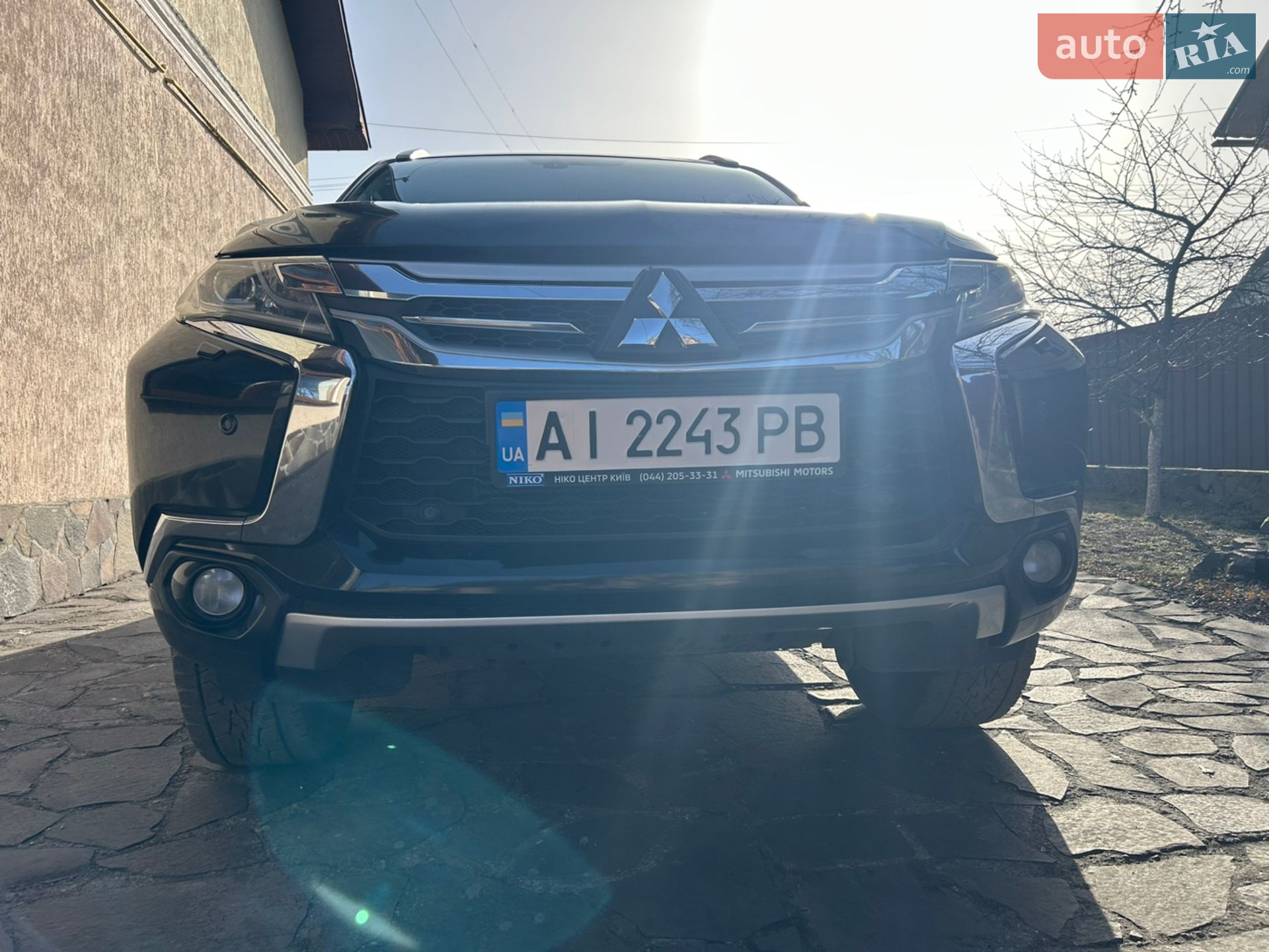 Mitsubishi Pajero Sport 2017 VIN MMCGUKS10HHZ06248 фото оголошення 9 з 54