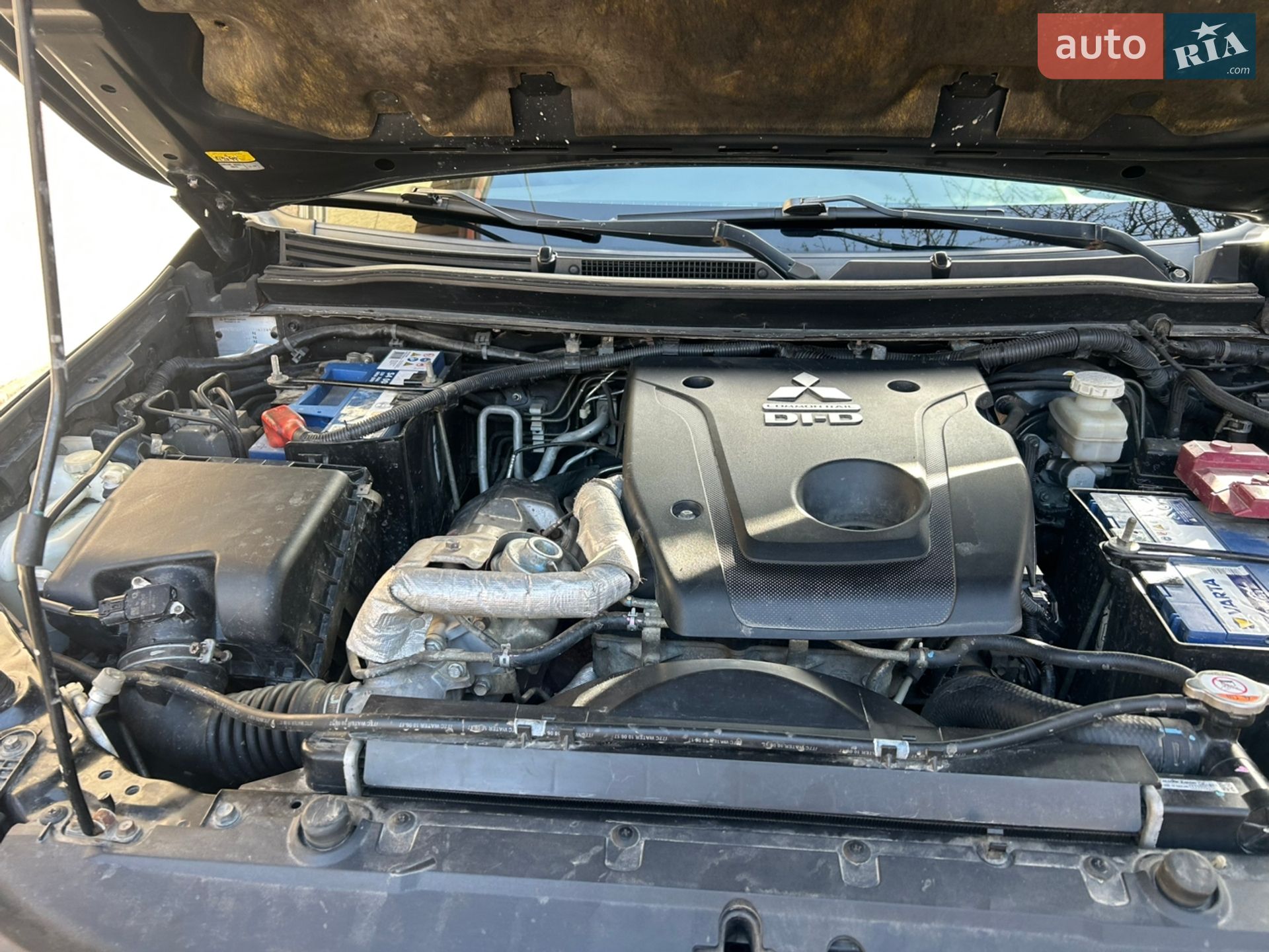 Mitsubishi Pajero Sport 2017 VIN MMCGUKS10HHZ06248 фото оголошення 35 з 54