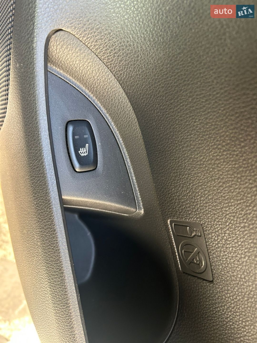 Mitsubishi Pajero Sport 2017 VIN MMCGUKS10HHZ06248 фото оголошення 42 з 54