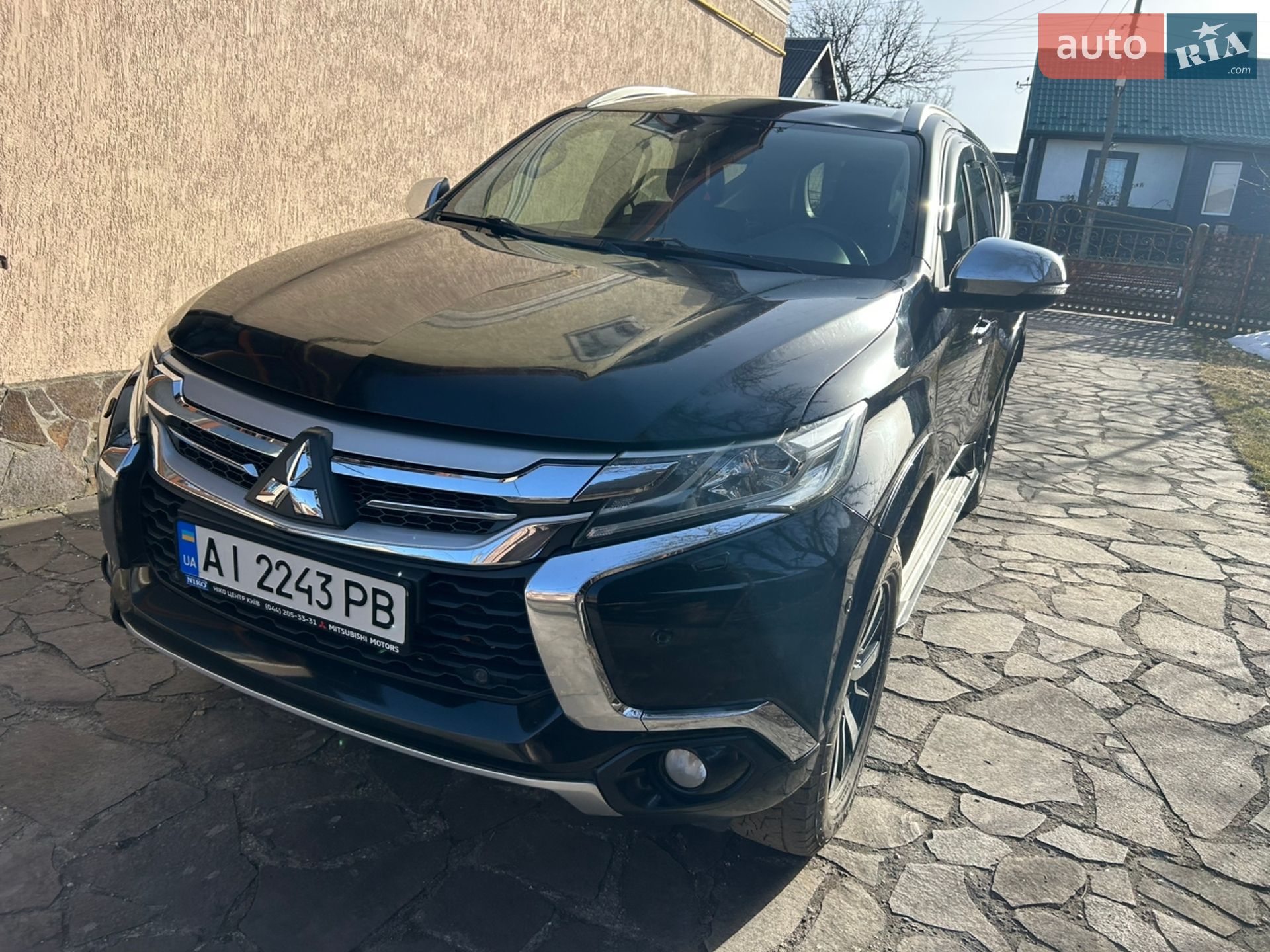 Mitsubishi Pajero Sport 2017 VIN MMCGUKS10HHZ06248 фото оголошення 53 з 54