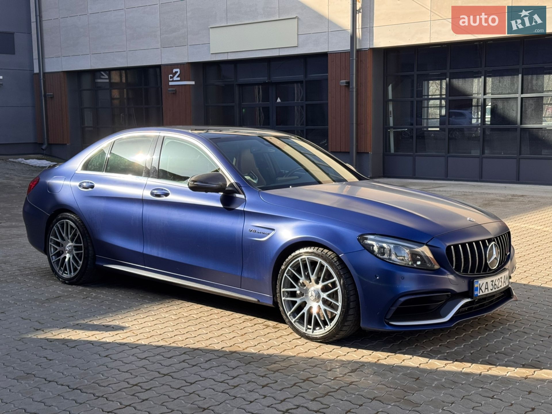 Mercedes-Benz C-Class 2019 VIN WDDWF8GB7KR506721 фото оголошення 2 з 20