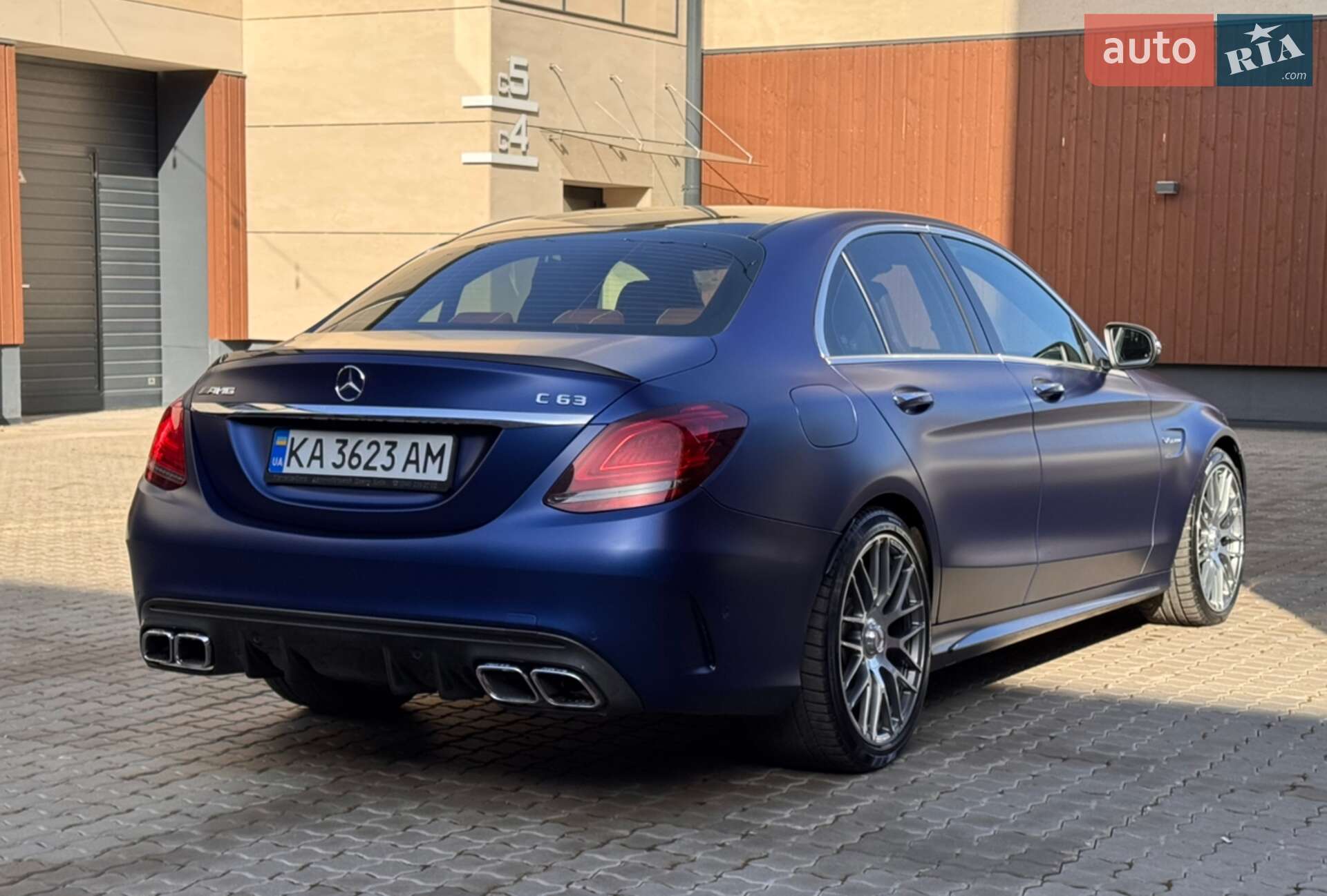 Mercedes-Benz C-Class 2019 VIN WDDWF8GB7KR506721 фото оголошення 7 з 20