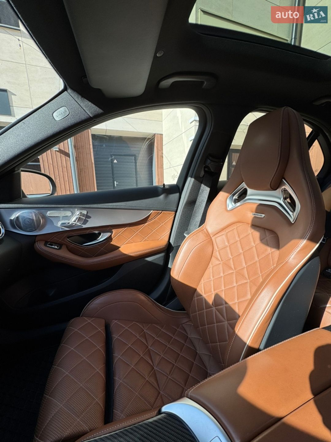 Mercedes-Benz C-Class 2019 VIN WDDWF8GB7KR506721 фото оголошення 14 з 20