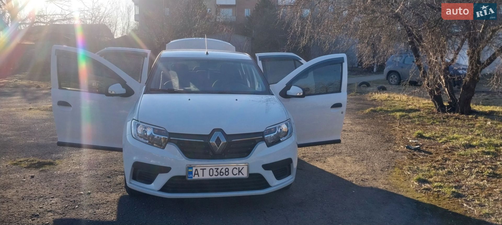Renault Logan 2018 VIN VF14SRUC461486985 фото оголошення 35 з 37