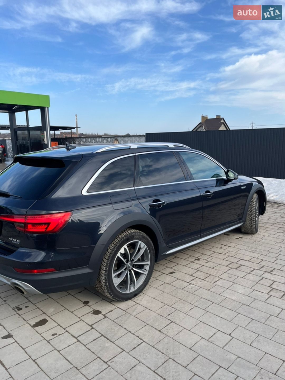 Audi A4 Allroad 2016 VIN WA19NAF4XHA044161 фото оголошення 4 з 14