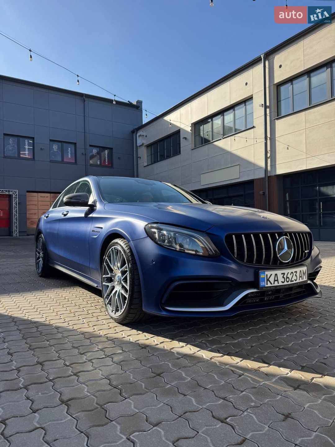 Mercedes-Benz C-Class 2019 VIN WDDWF8GB7KR506721 фото оголошення 4 з 20