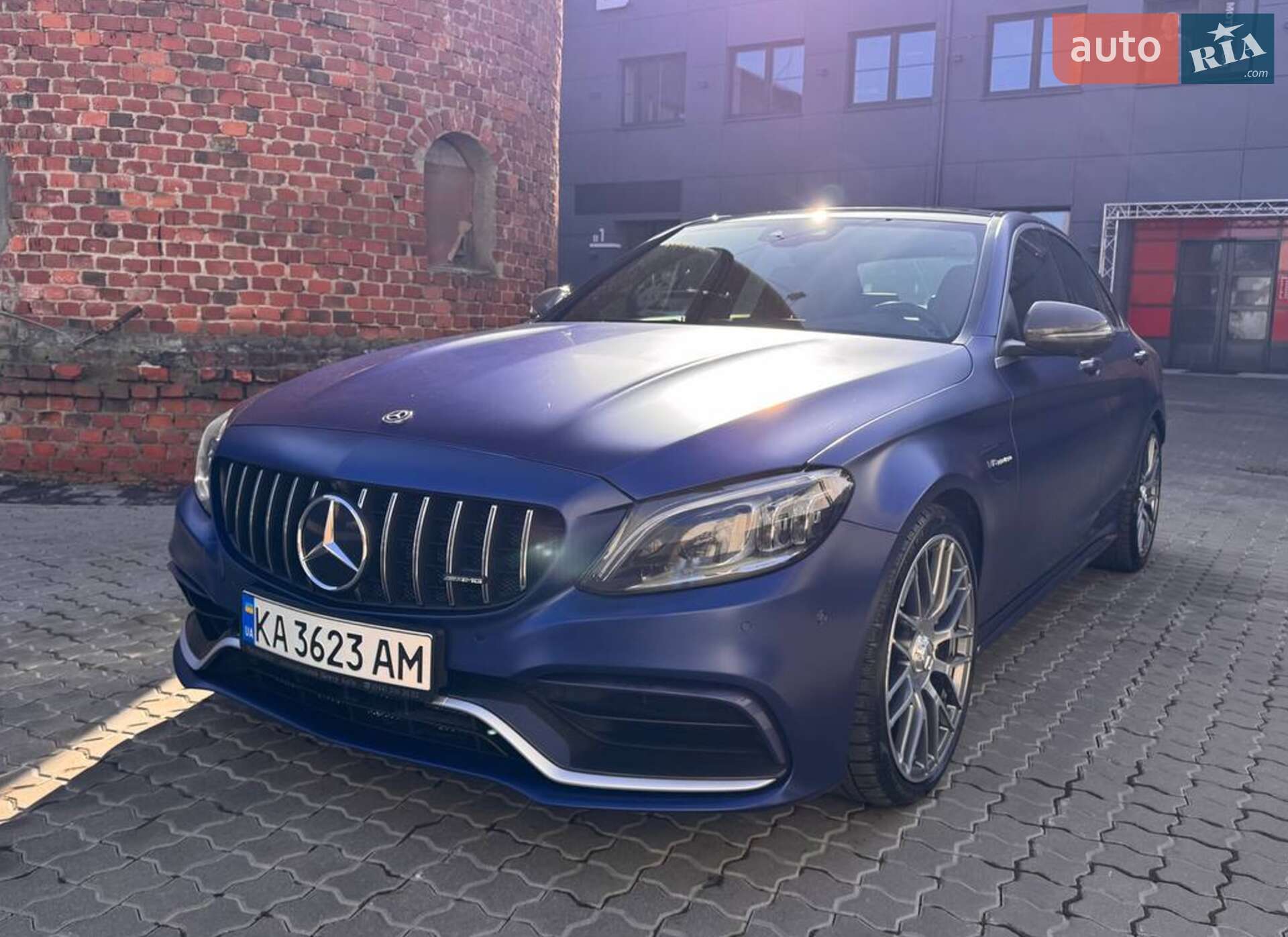 Mercedes-Benz C-Class 2019 VIN WDDWF8GB7KR506721 фото оголошення 5 з 20