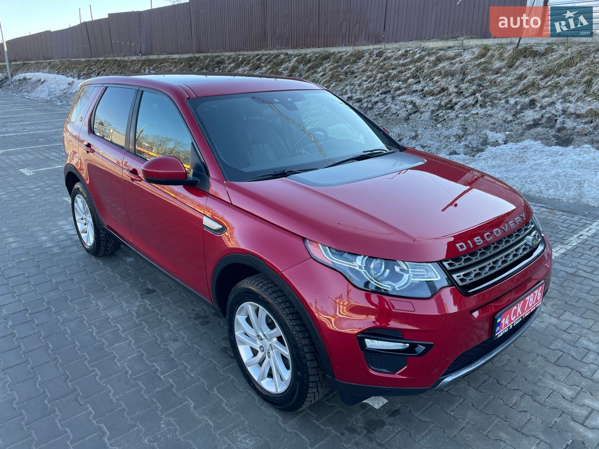 Land Rover Discovery Sport 2015 VIN SALCR2BGXGH566938 фото оголошення 3 з 149