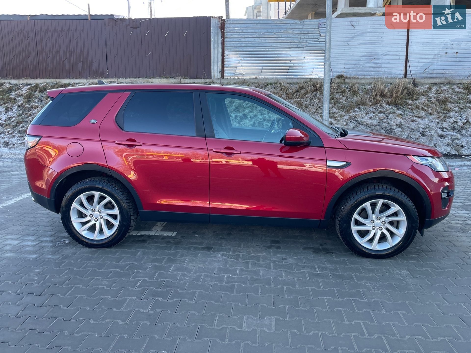 Land Rover Discovery Sport 2015 VIN SALCR2BGXGH566938 фото оголошення 12 з 149