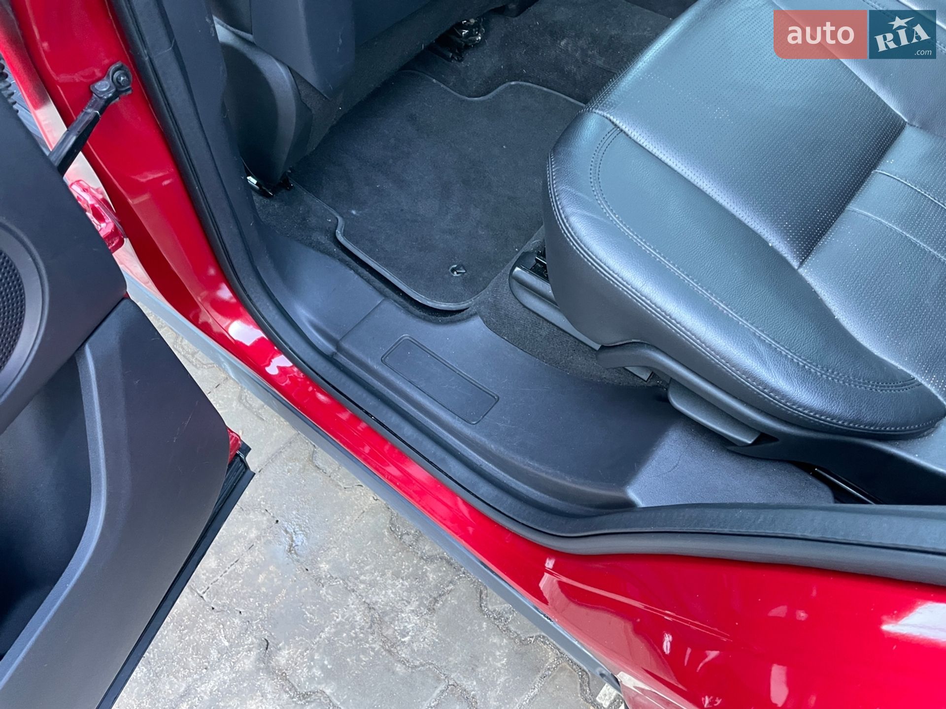 Land Rover Discovery Sport 2015 VIN SALCR2BGXGH566938 фото оголошення 107 з 149