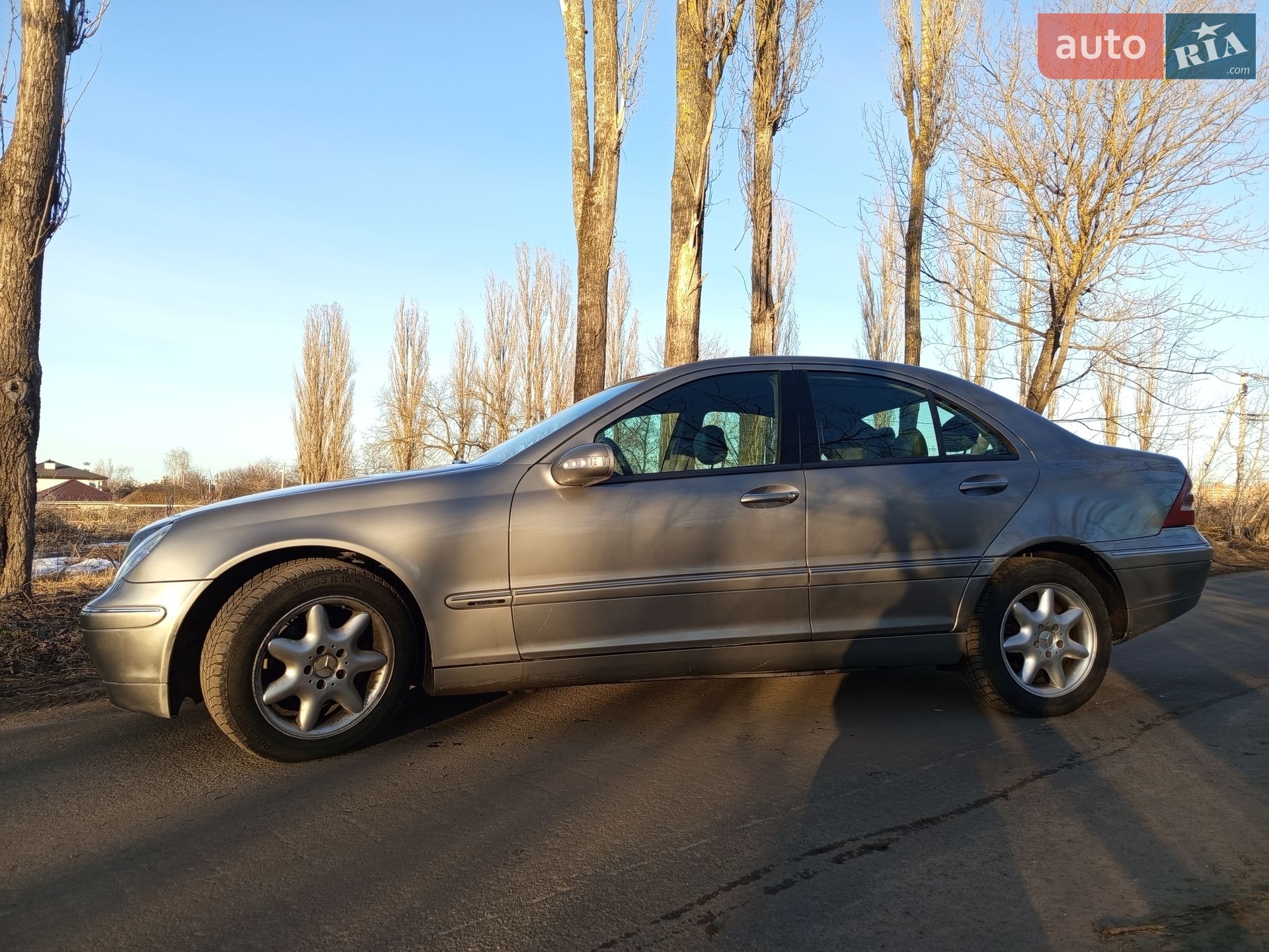 Mercedes-Benz C-Class 2003 VIN WDB2030421F409774 фото оголошення 4 з 12
