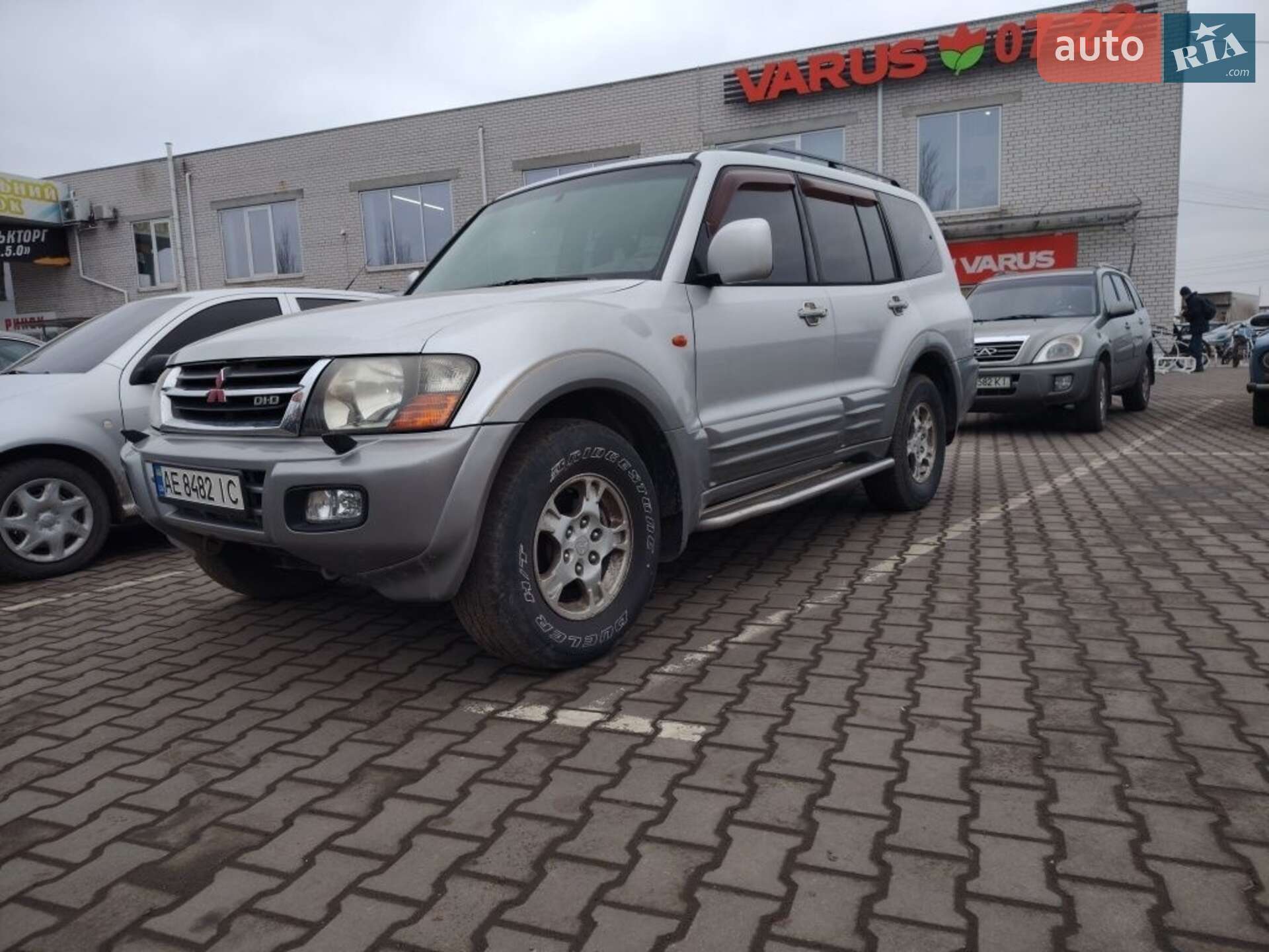 Mitsubishi Pajero 2002 VIN JMBLYV78W2J004334 фото оголошення 7 з 7