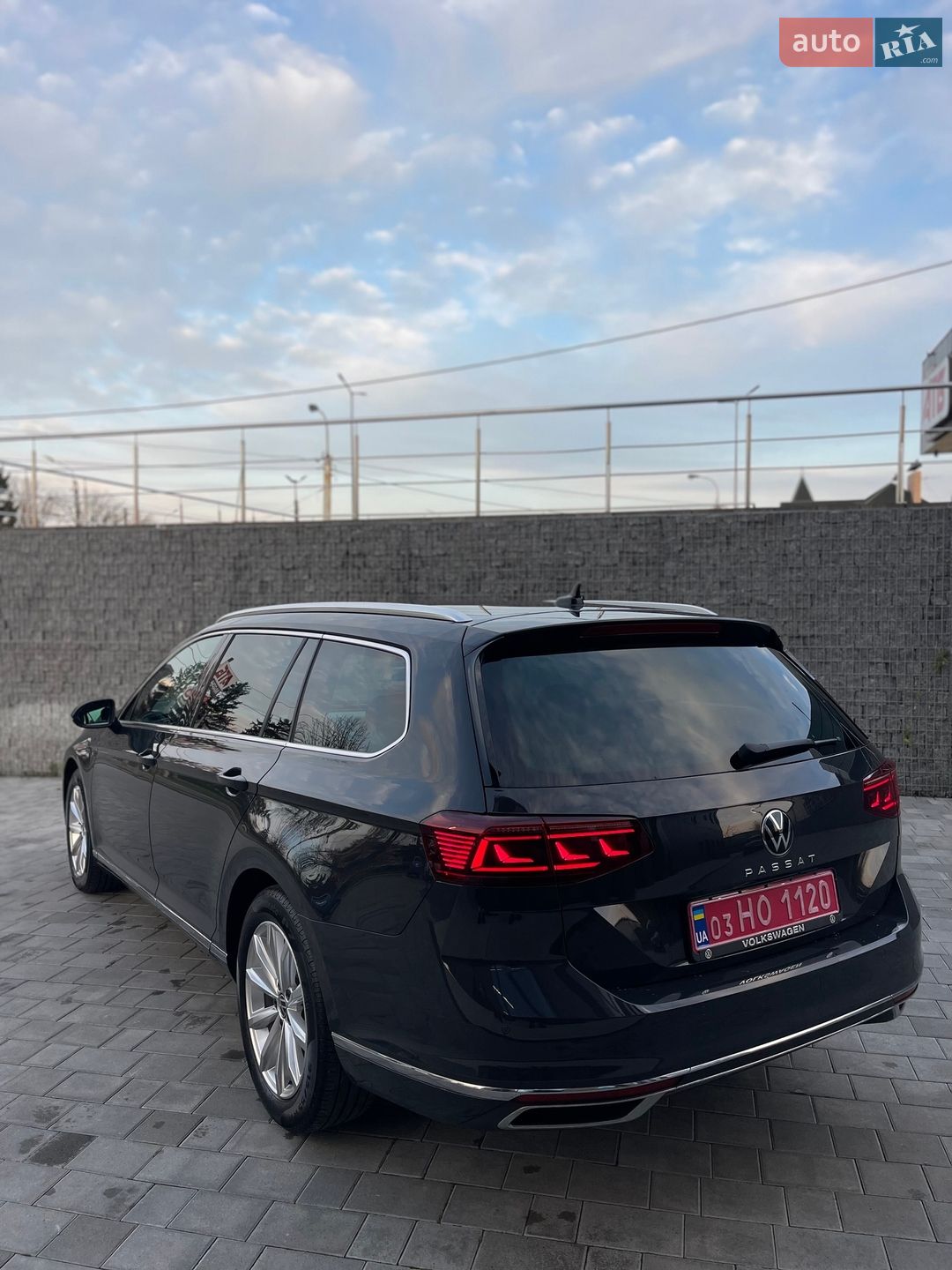 Volkswagen Passat 2021 VIN WVWZZZ3CZME123199 фото оголошення 7 з 61