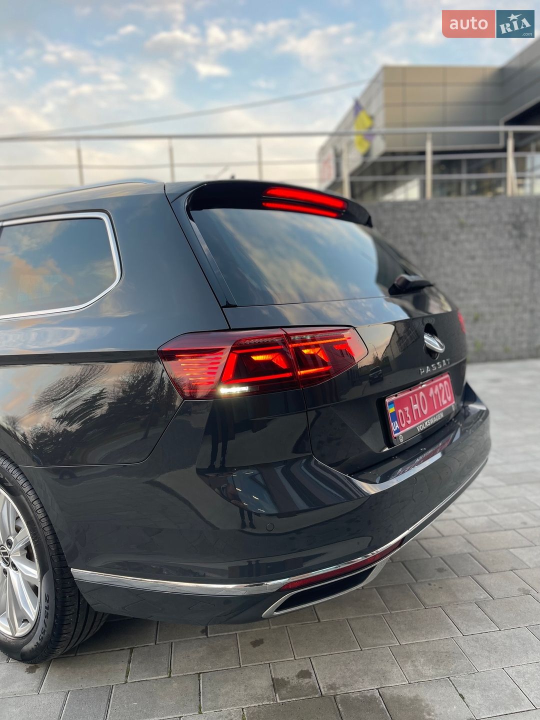 Volkswagen Passat 2021 VIN WVWZZZ3CZME123199 фото оголошення 18 з 61