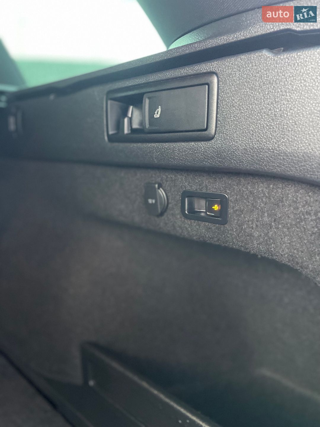 Volkswagen Passat 2021 VIN WVWZZZ3CZME123199 фото оголошення 25 з 61
