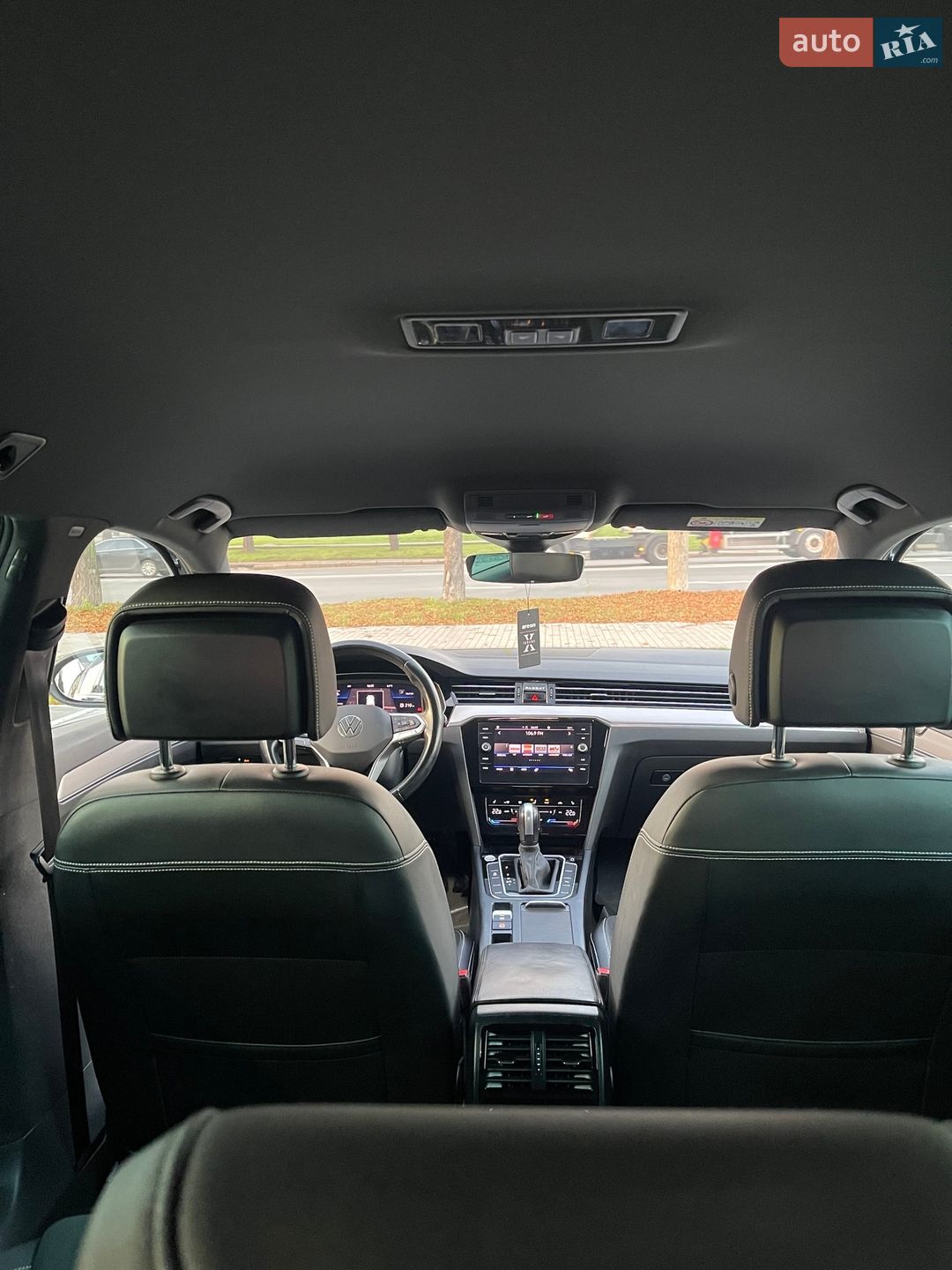 Volkswagen Passat 2021 VIN WVWZZZ3CZME123199 фото оголошення 28 з 61
