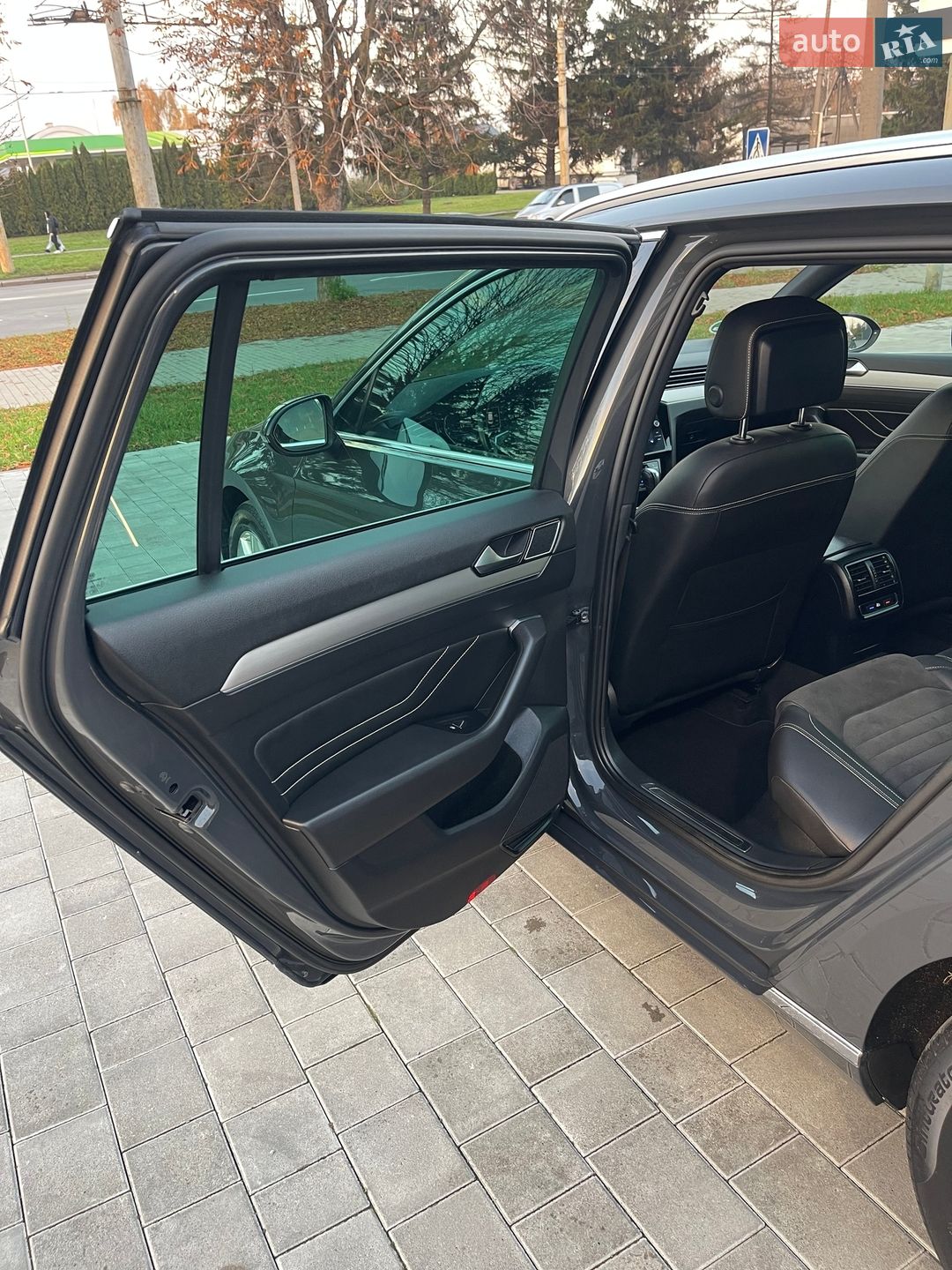 Volkswagen Passat 2021 VIN WVWZZZ3CZME123199 фото оголошення 36 з 61