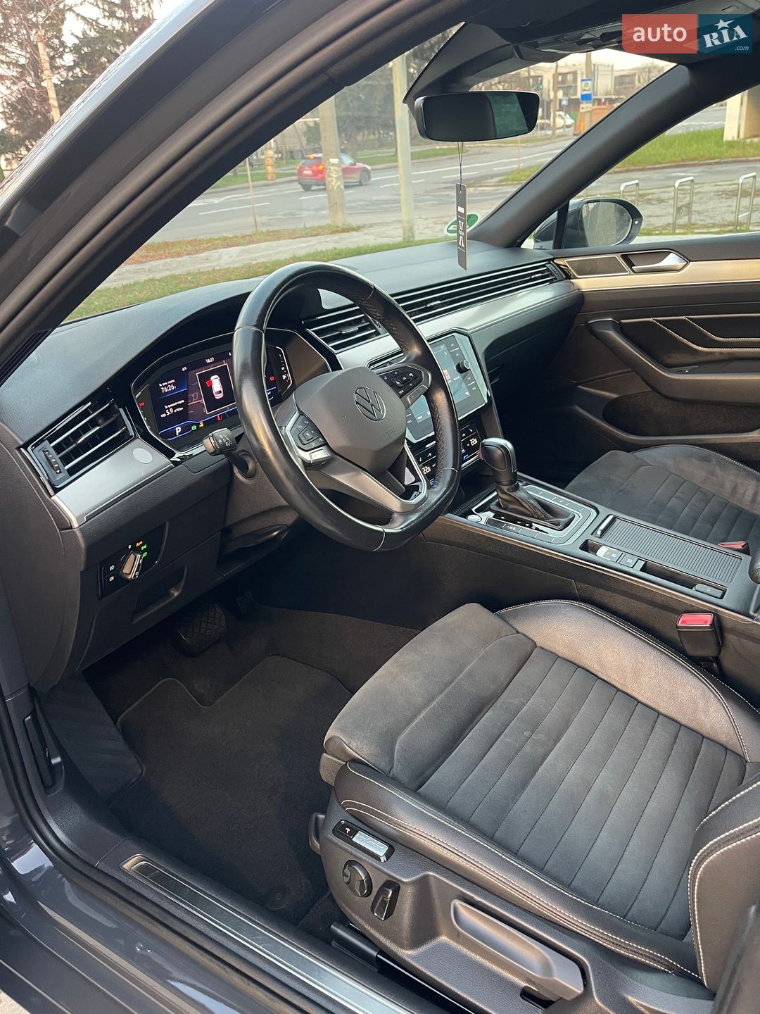 Volkswagen Passat 2021 VIN WVWZZZ3CZME123199 фото оголошення 42 з 61