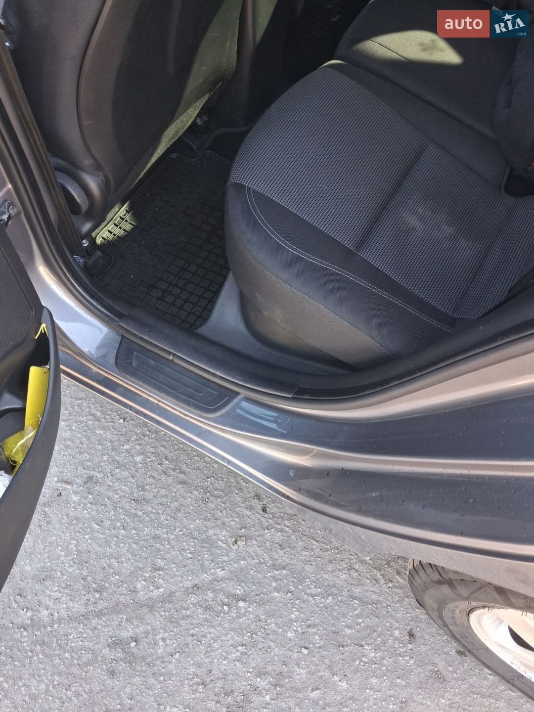 Hyundai i30 2014 VIN TMAD251UBEJ236221 фото оголошення 12 з 15
