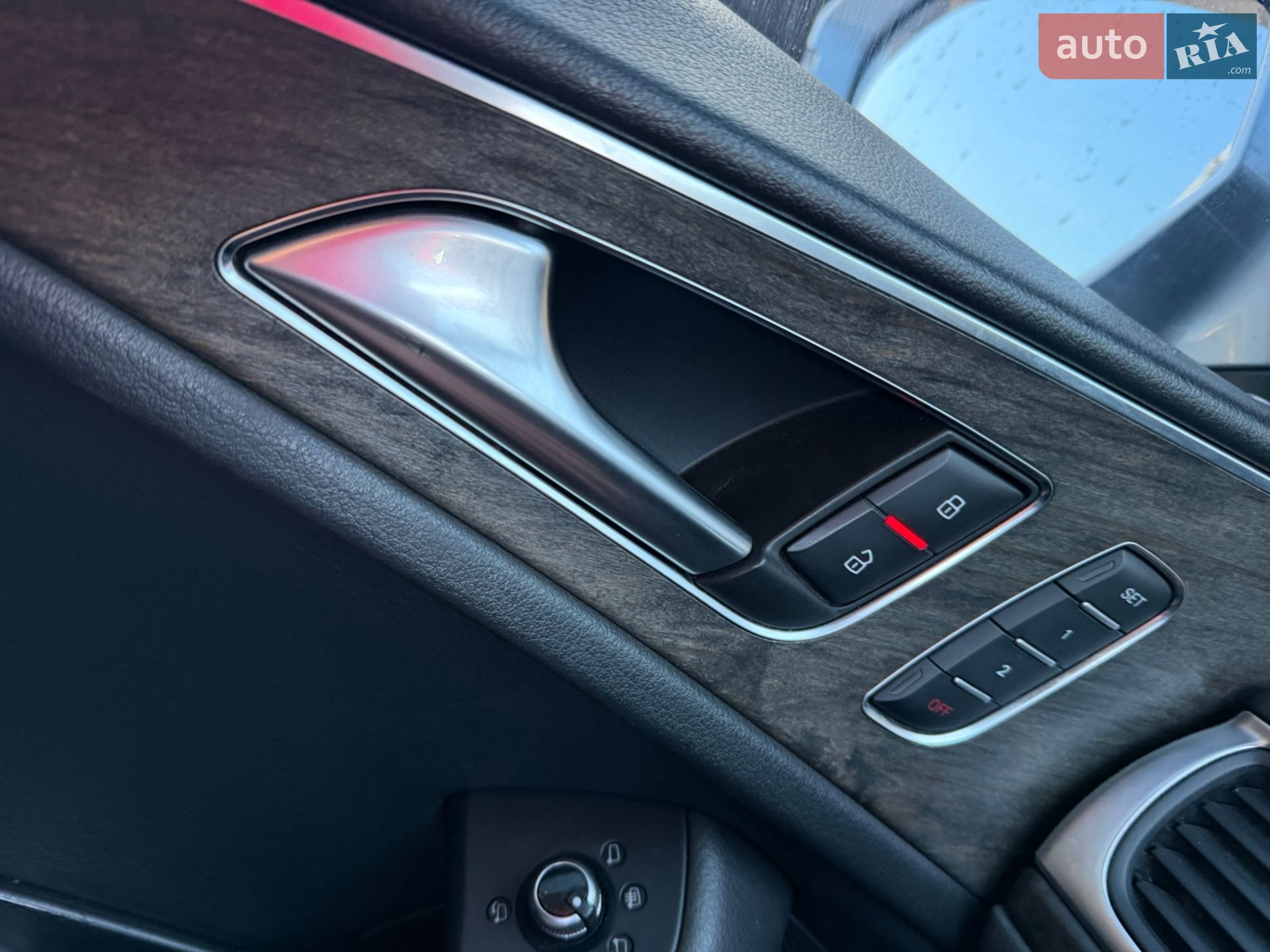Audi A6 2016 VIN WAUF2AFCXHN042070 фото оголошення 30 з 32