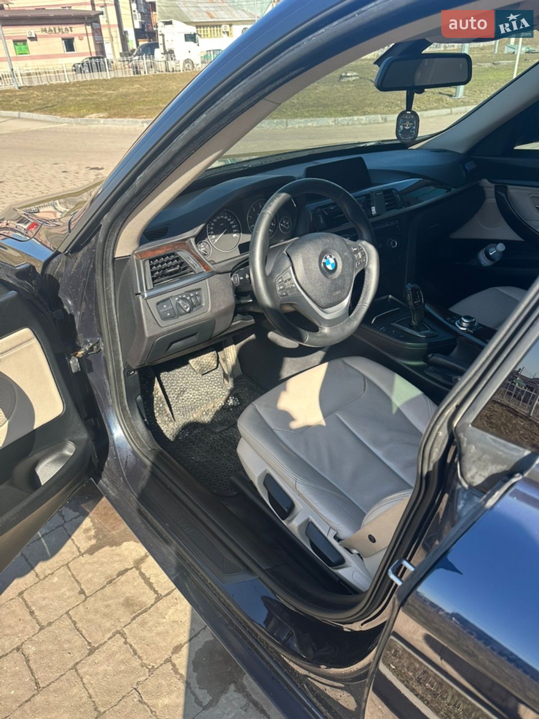 BMW 3 Series GT 2016 VIN WBA8Y51020G576202 фото оголошення 18 з 27