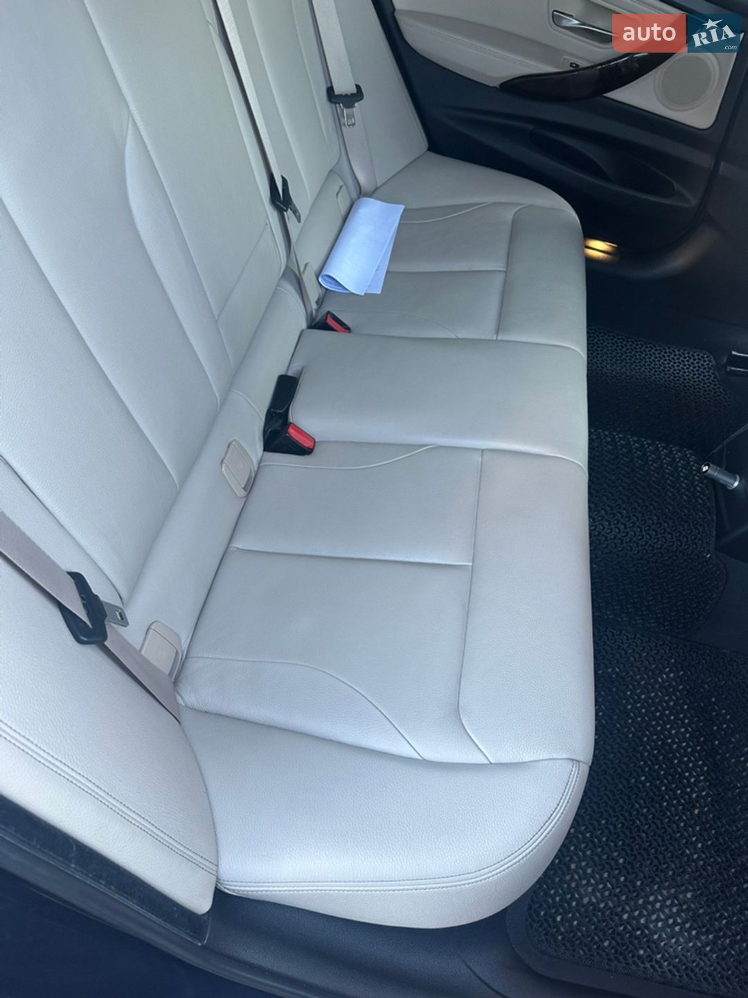 BMW 3 Series GT 2016 VIN WBA8Y51020G576202 фото оголошення 20 з 27