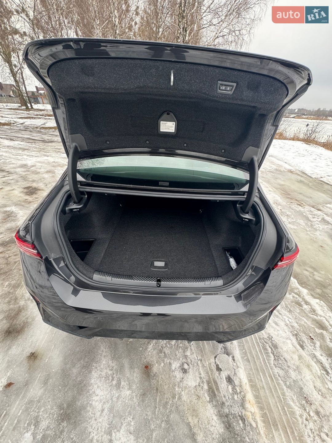 BMW I5 2024 VIN WBY13HG0XSCS35733 фото оголошення 9 з 17
