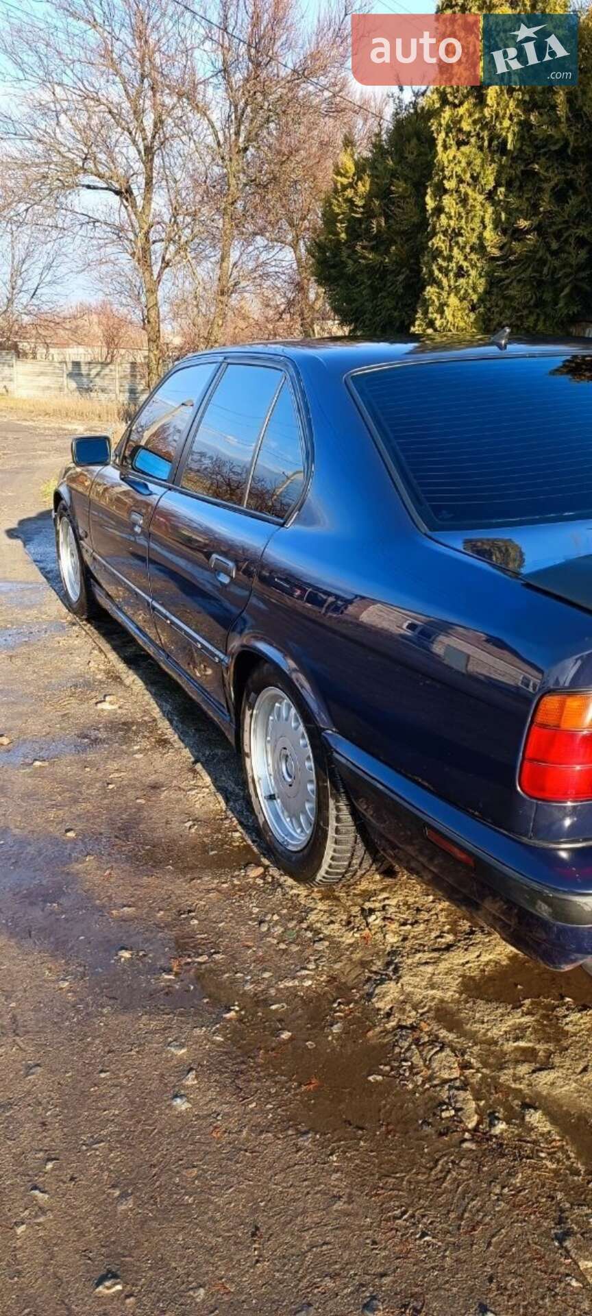 BMW 5 Series 1992 VIN WBAHA910X0BL35156 фото оголошення 2 з 8