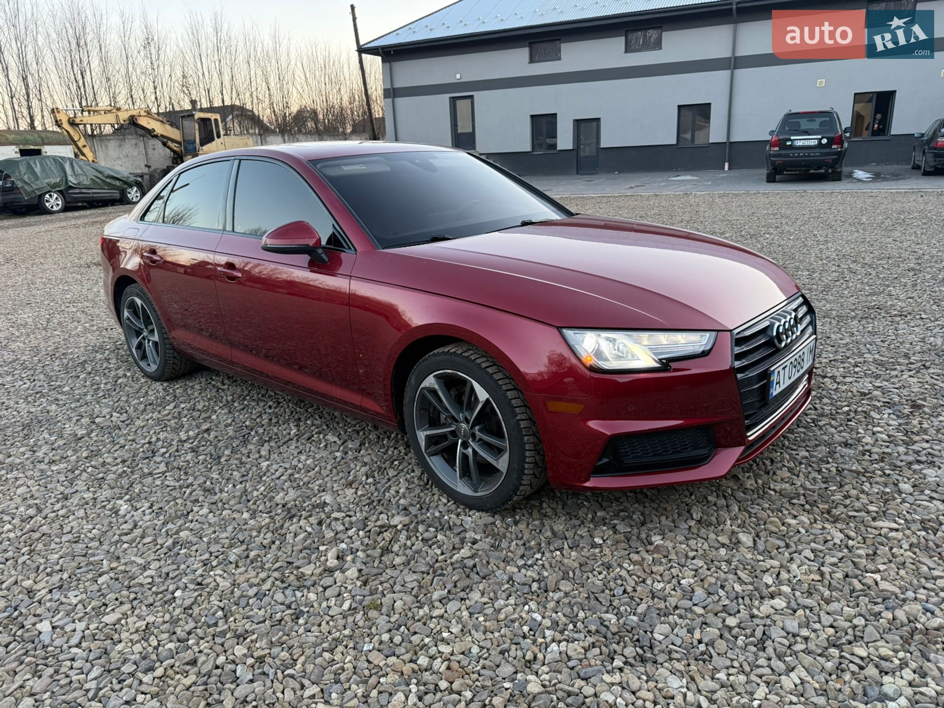 Audi A4 2019 VIN WAUGMAF45KN017107 фото оголошення 6 з 31