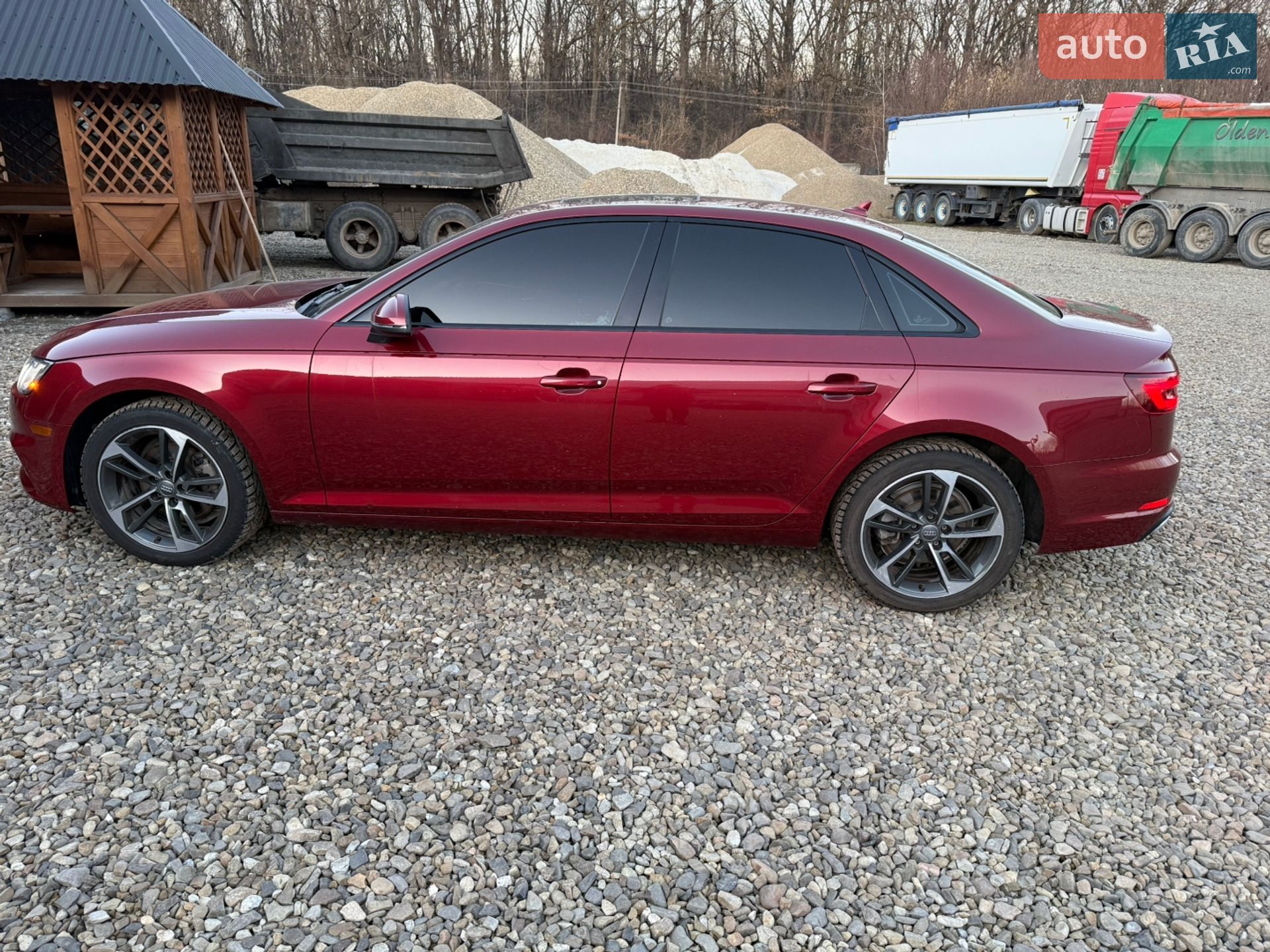 Audi A4 2019 VIN WAUGMAF45KN017107 фото оголошення 16 з 31