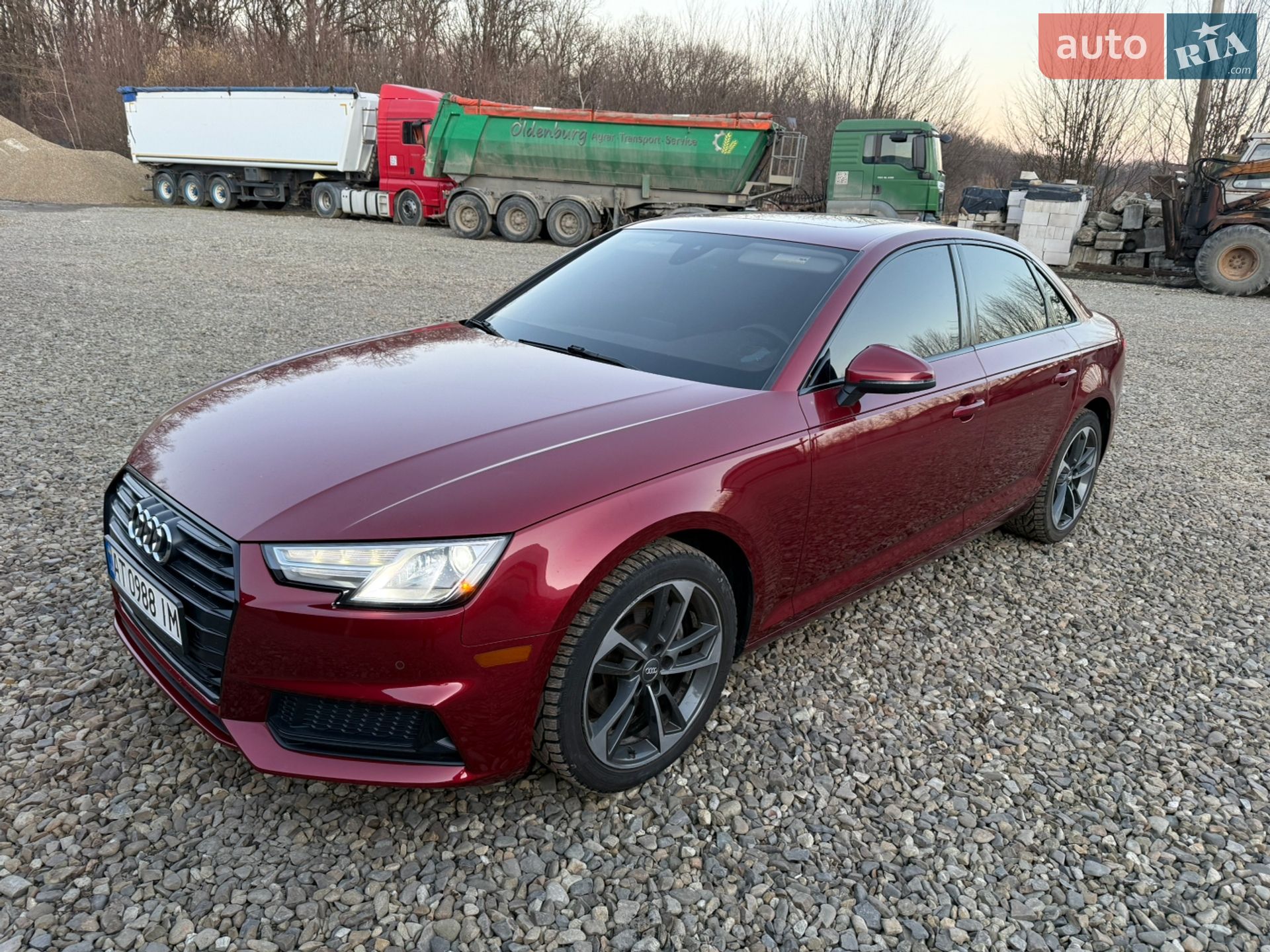 Audi A4 2019 VIN WAUGMAF45KN017107 фото оголошення 17 з 31