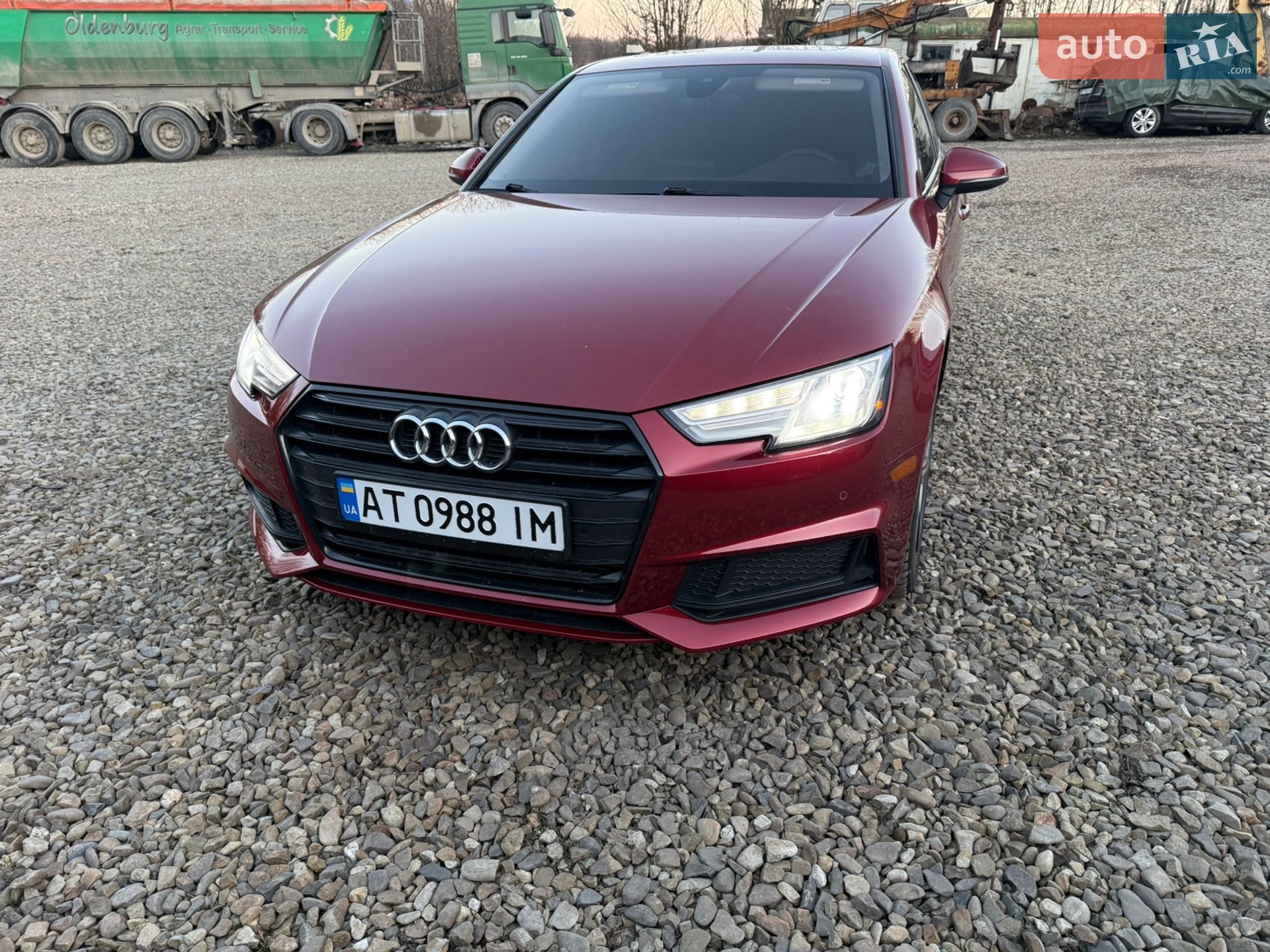 Audi A4 2019 VIN WAUGMAF45KN017107 фото оголошення 18 з 31