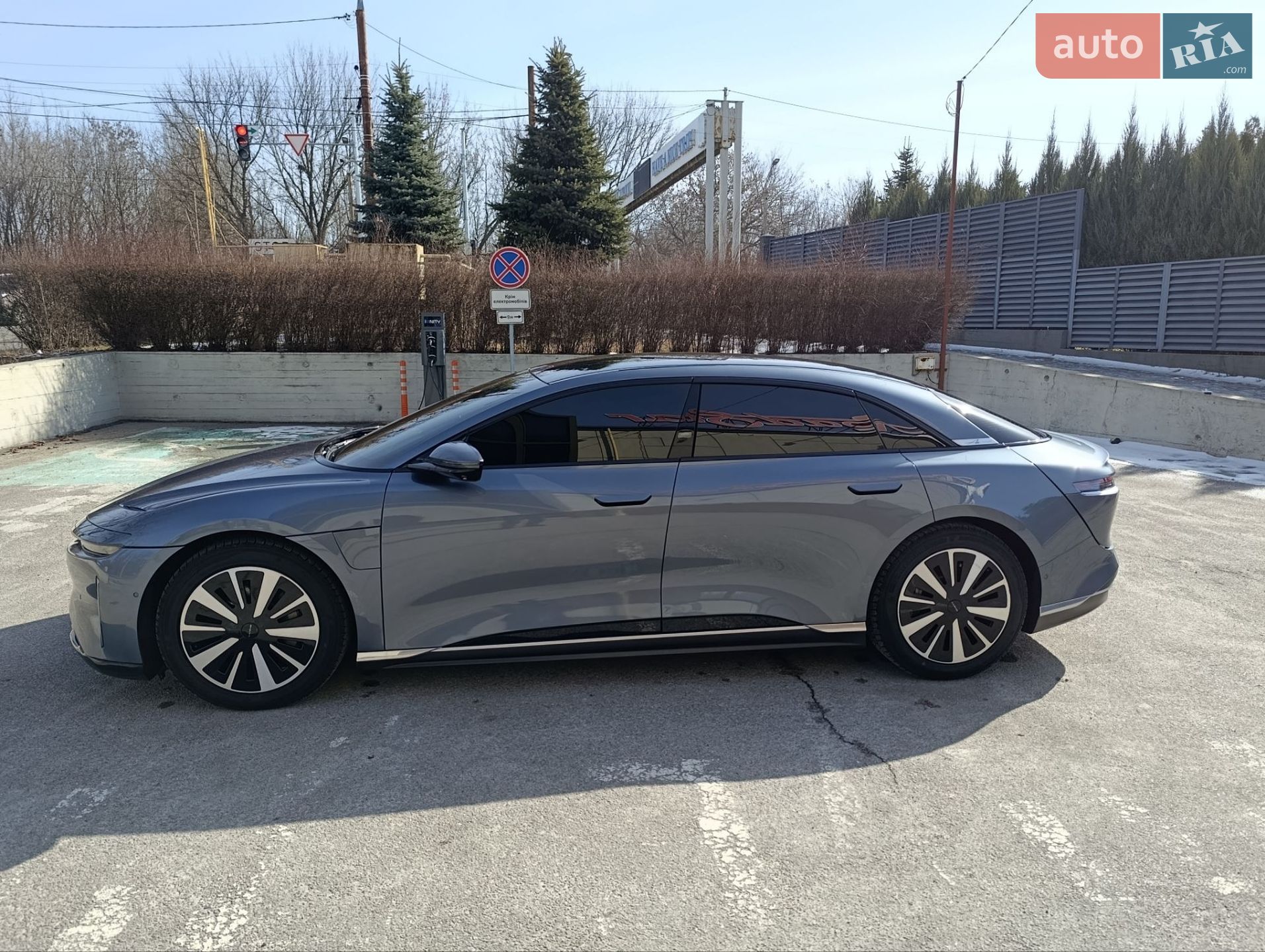 Lucid Air 2023 VIN 50EA1PEA7PA003375 фото оголошення 22 з 31