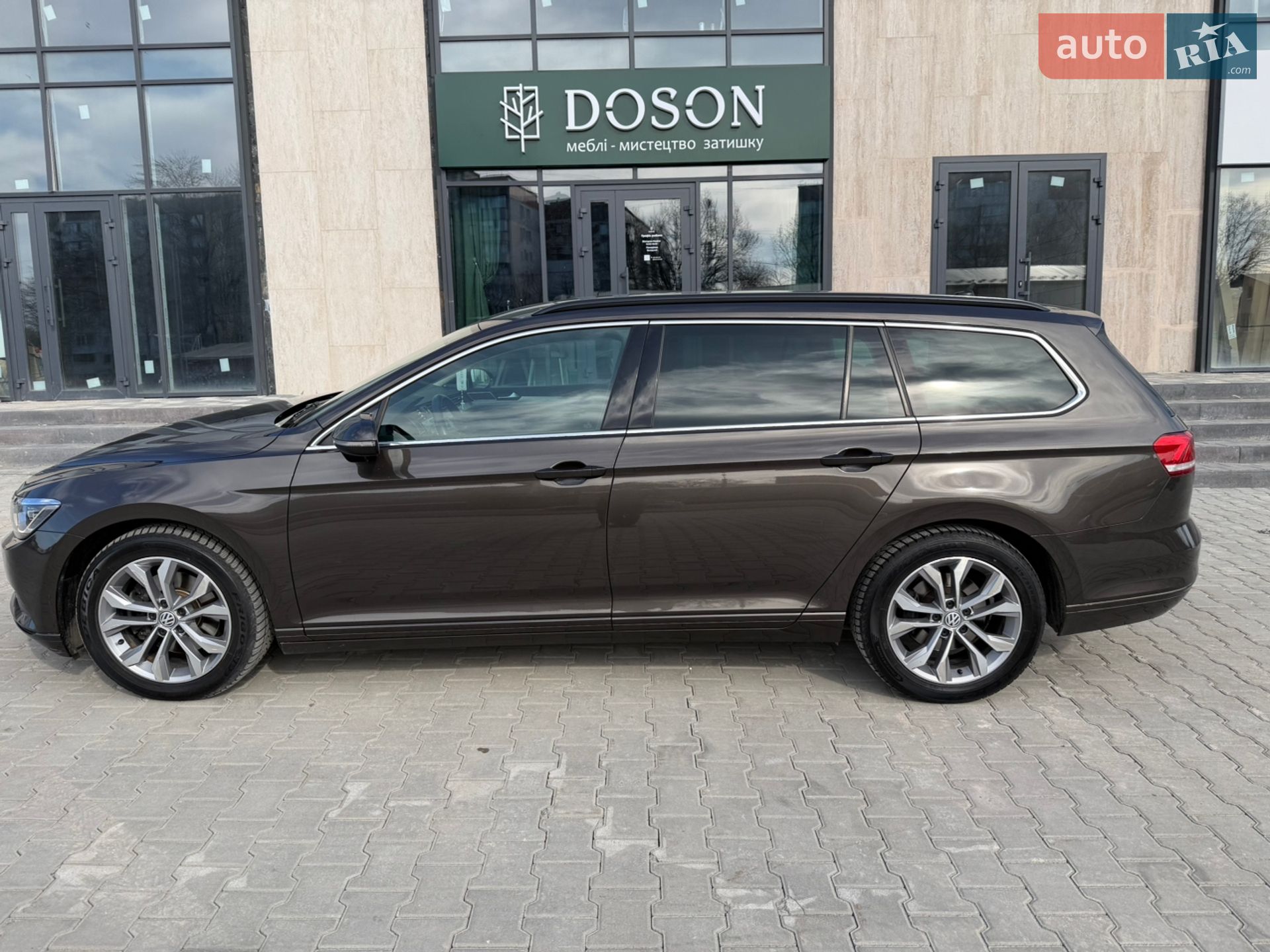 Volkswagen Passat 2017 VIN WVWZZZ3CZJP006959 фото оголошення 8 з 31