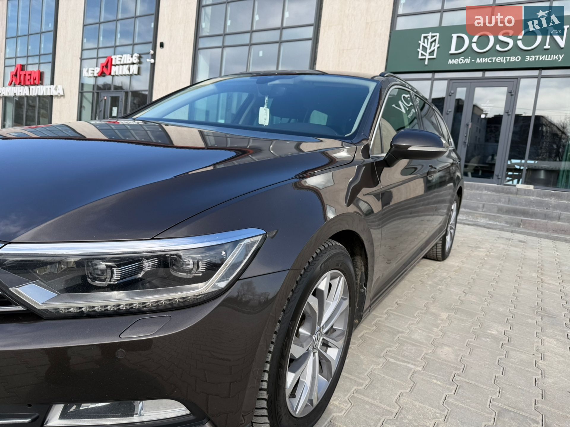 Volkswagen Passat 2017 VIN WVWZZZ3CZJP006959 фото оголошення 12 з 31