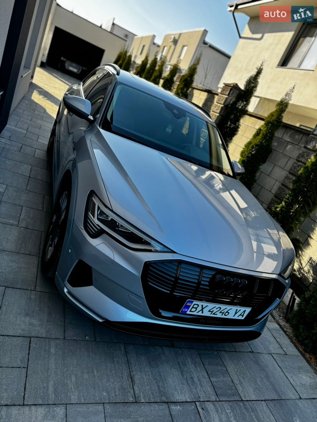 Audi e-tron 2022 VIN WA1AAAGE1NB047049 фото оголошення 8 з 52