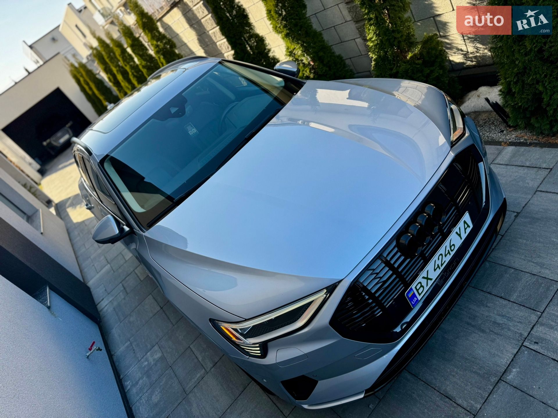 Audi e-tron 2022 VIN WA1AAAGE1NB047049 фото оголошення 12 з 52