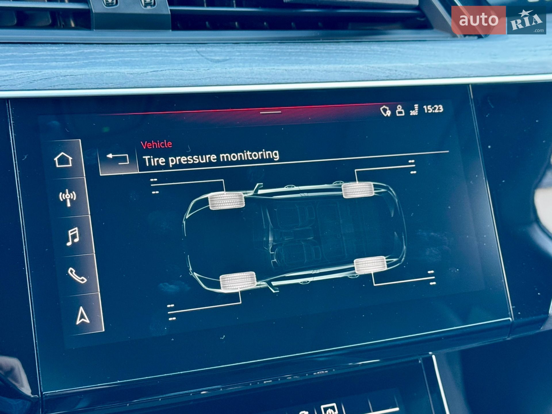 Audi e-tron 2022 VIN WA1AAAGE1NB047049 фото оголошення 29 з 52