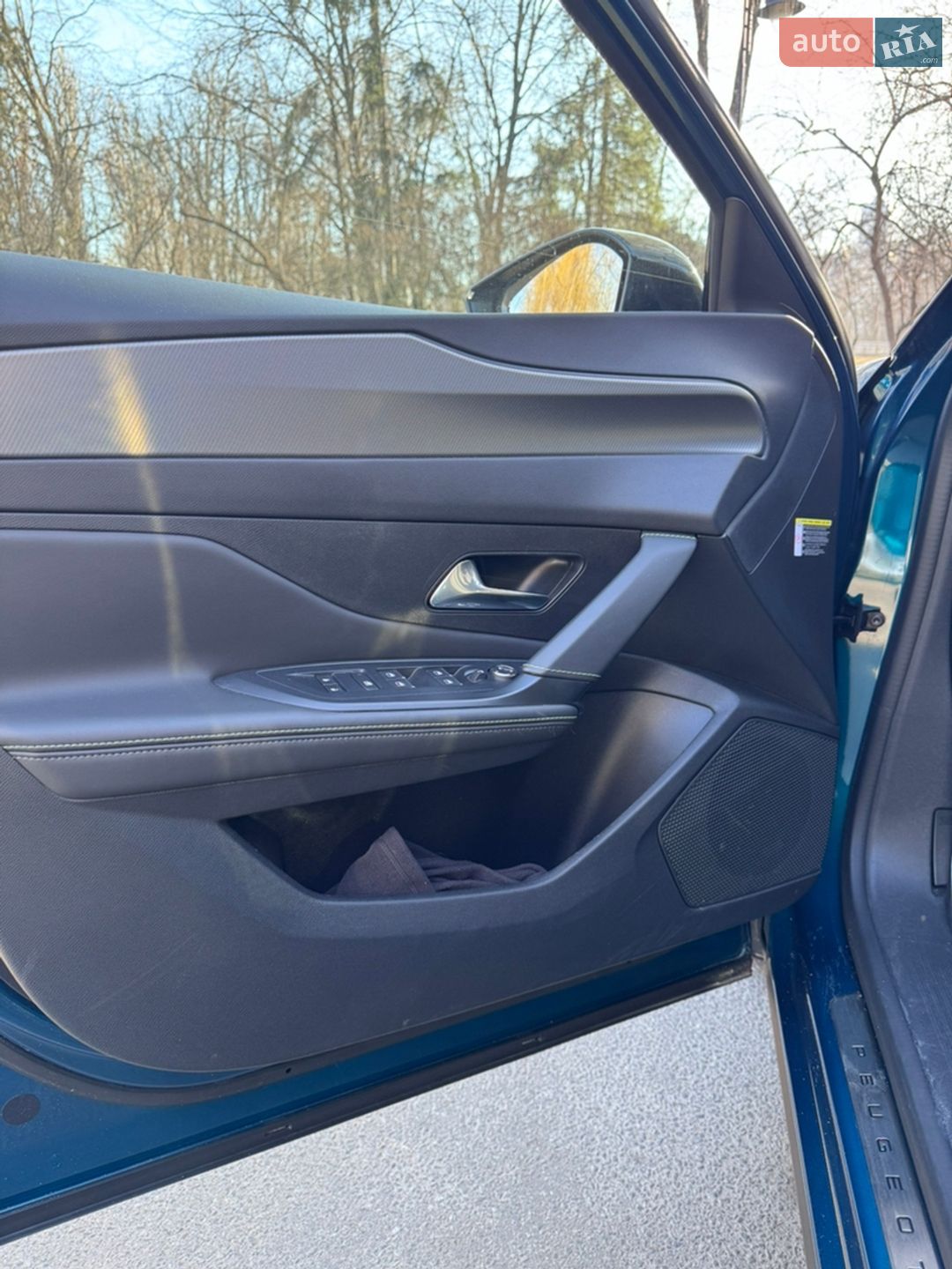 Peugeot 408 2023 VIN VR3F3EGPPPY581609 фото оголошення 11 з 22
