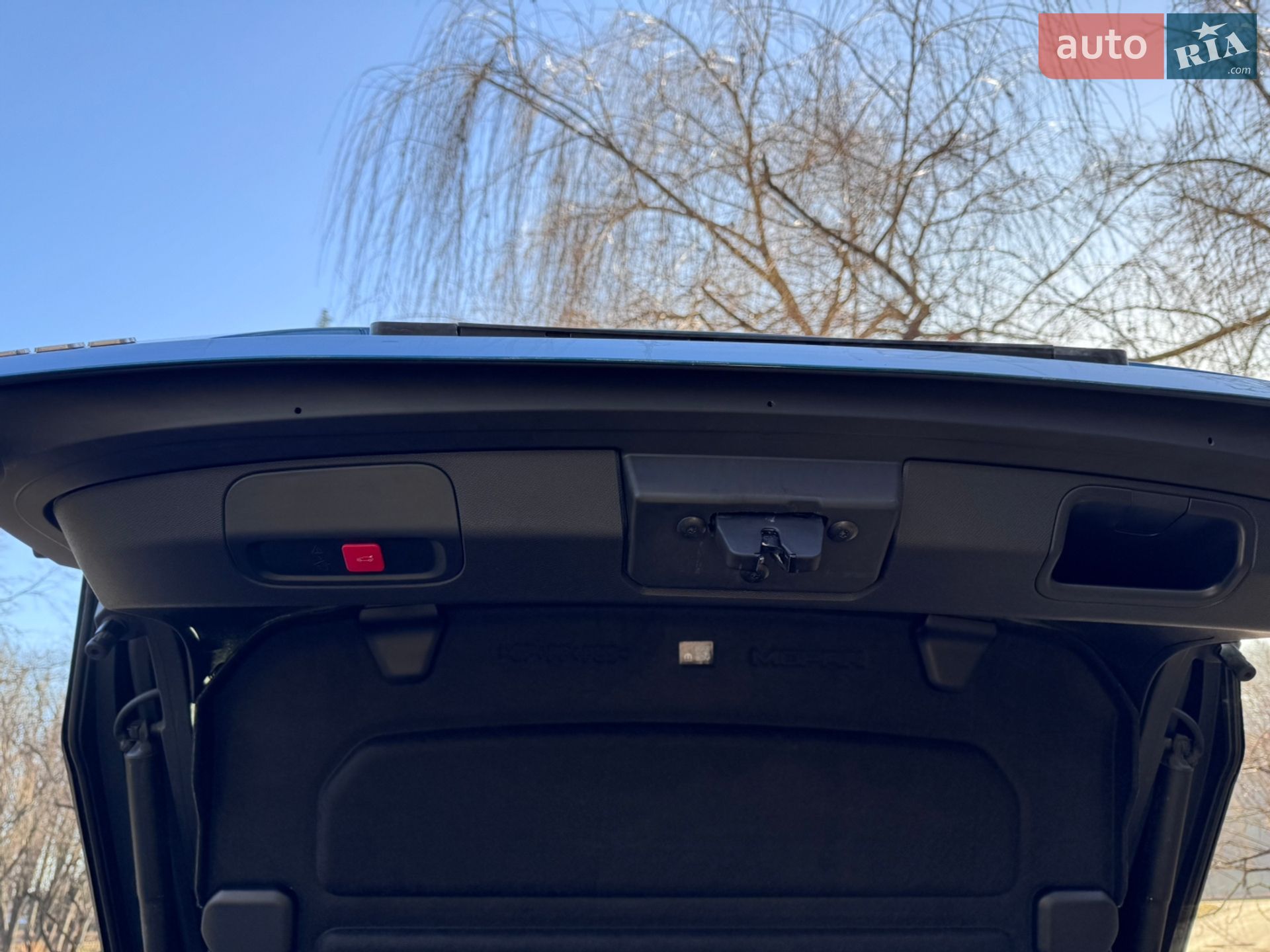 Peugeot 408 2023 VIN VR3F3EGPPPY581609 фото оголошення 18 з 22