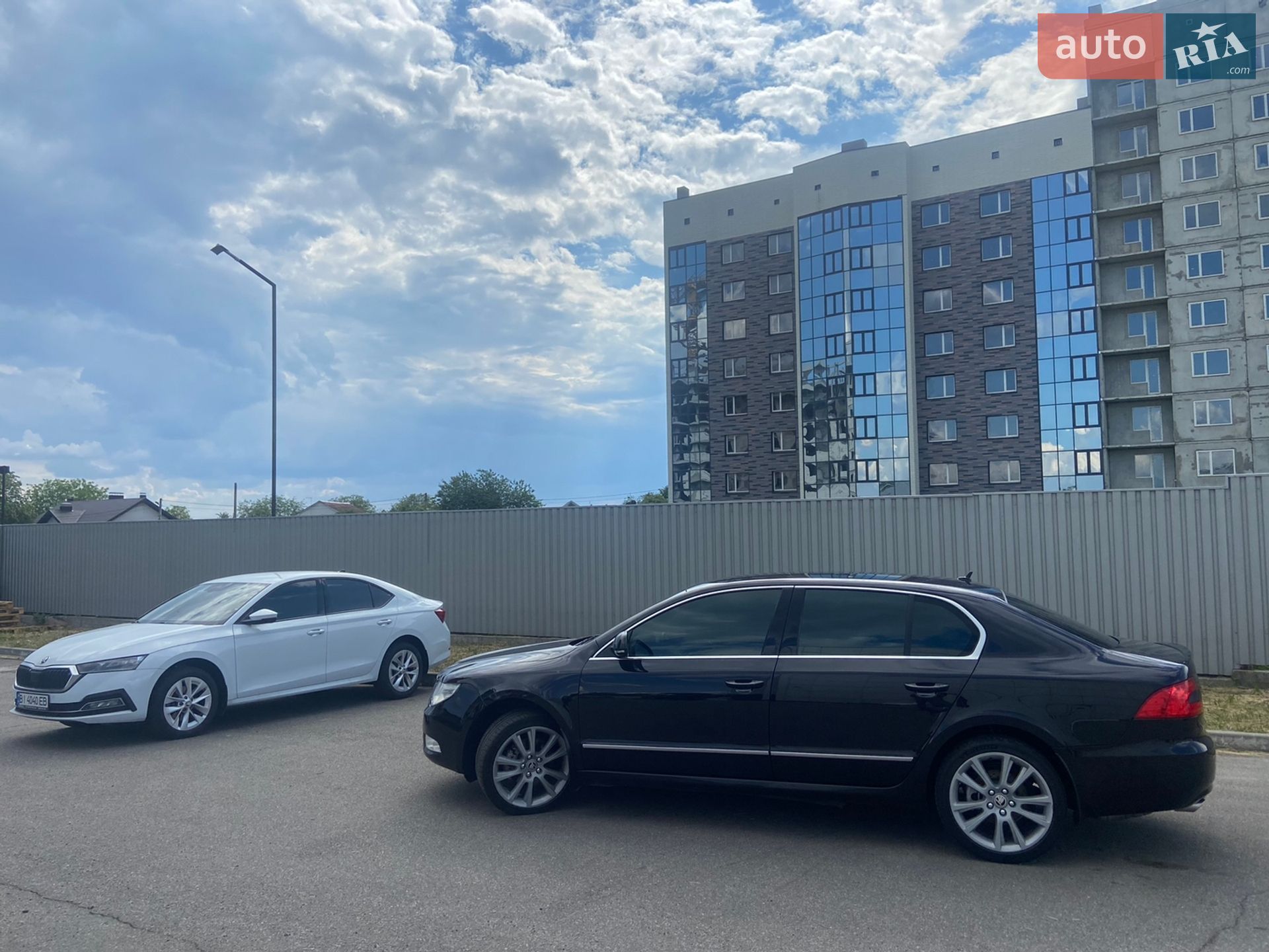 Skoda Superb 2012 VIN TMBAB43T2DB300001 фото оголошення 4 з 8
