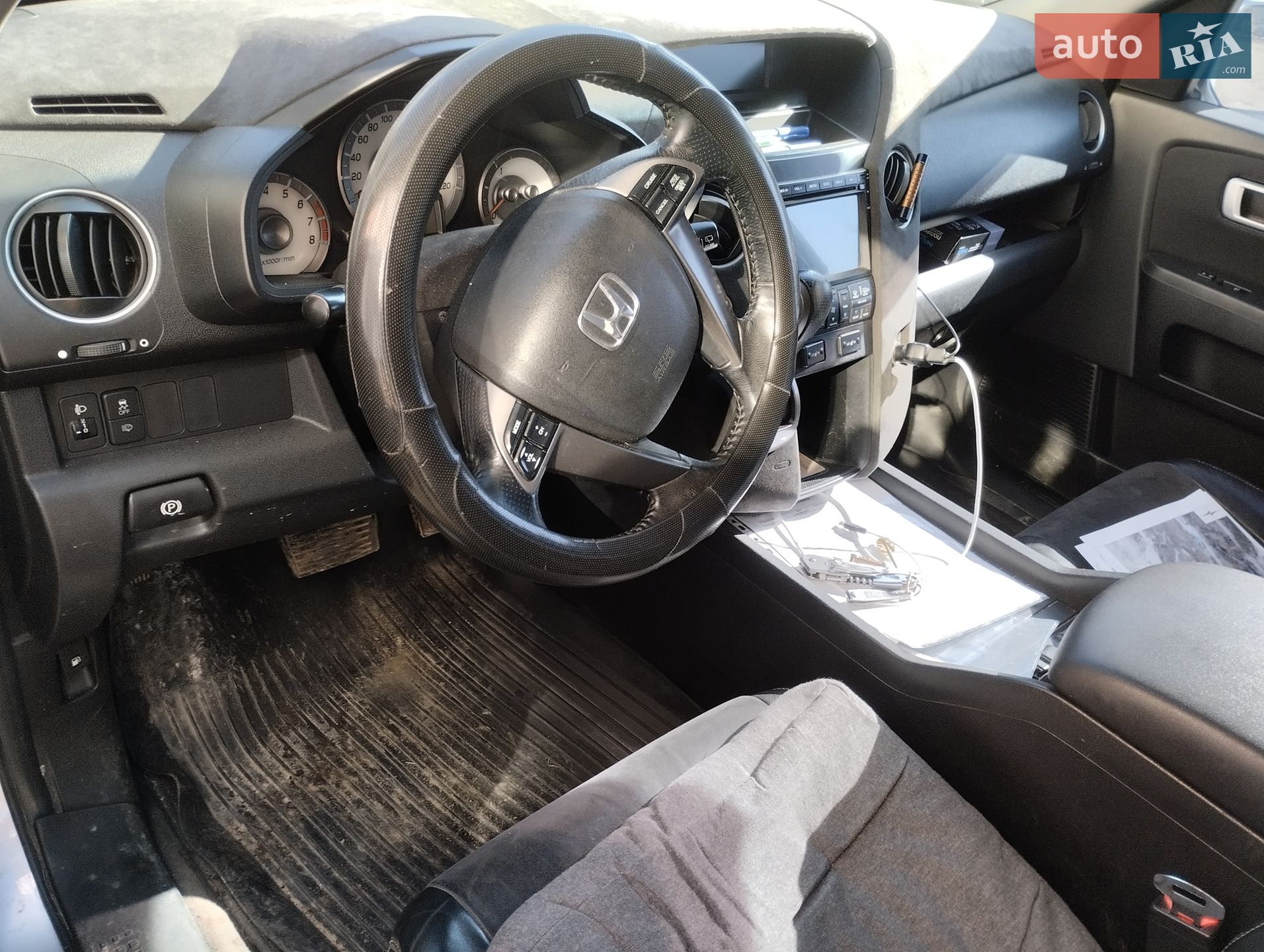 Honda Pilot 2011 VIN 5KBYF4840CB401144 фото оголошення 6 з 32