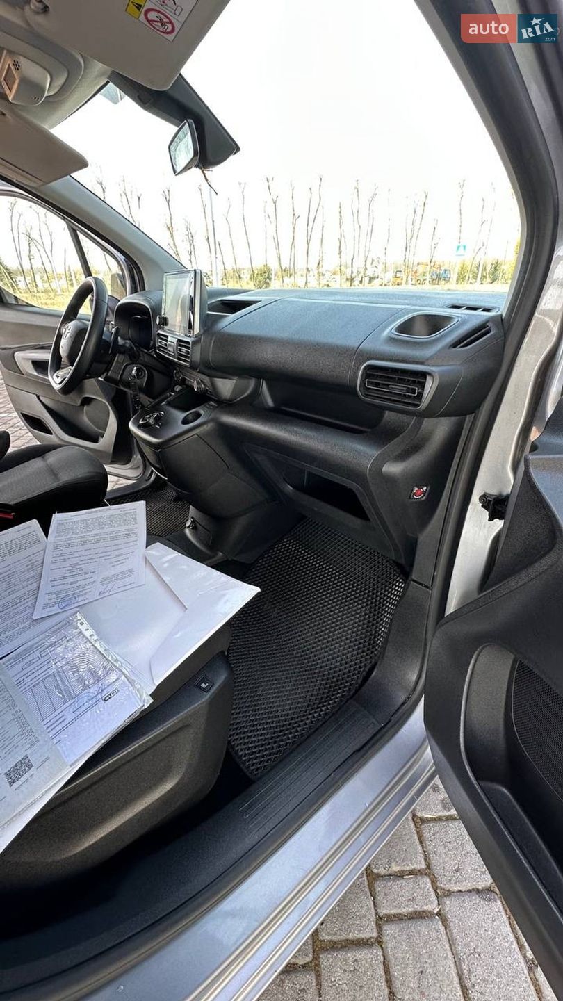 Toyota Proace City Verso 2023 VIN YARECYHZ3GJ063007 фото оголошення 34 з 43