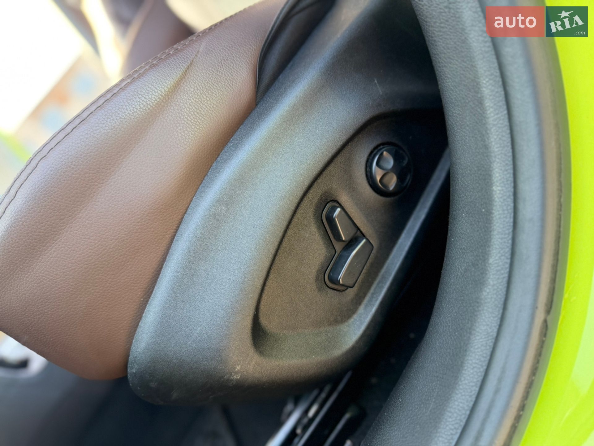 Jeep Renegade 2017 VIN ZACCJBBB3HPG32761 фото оголошення 31 з 39