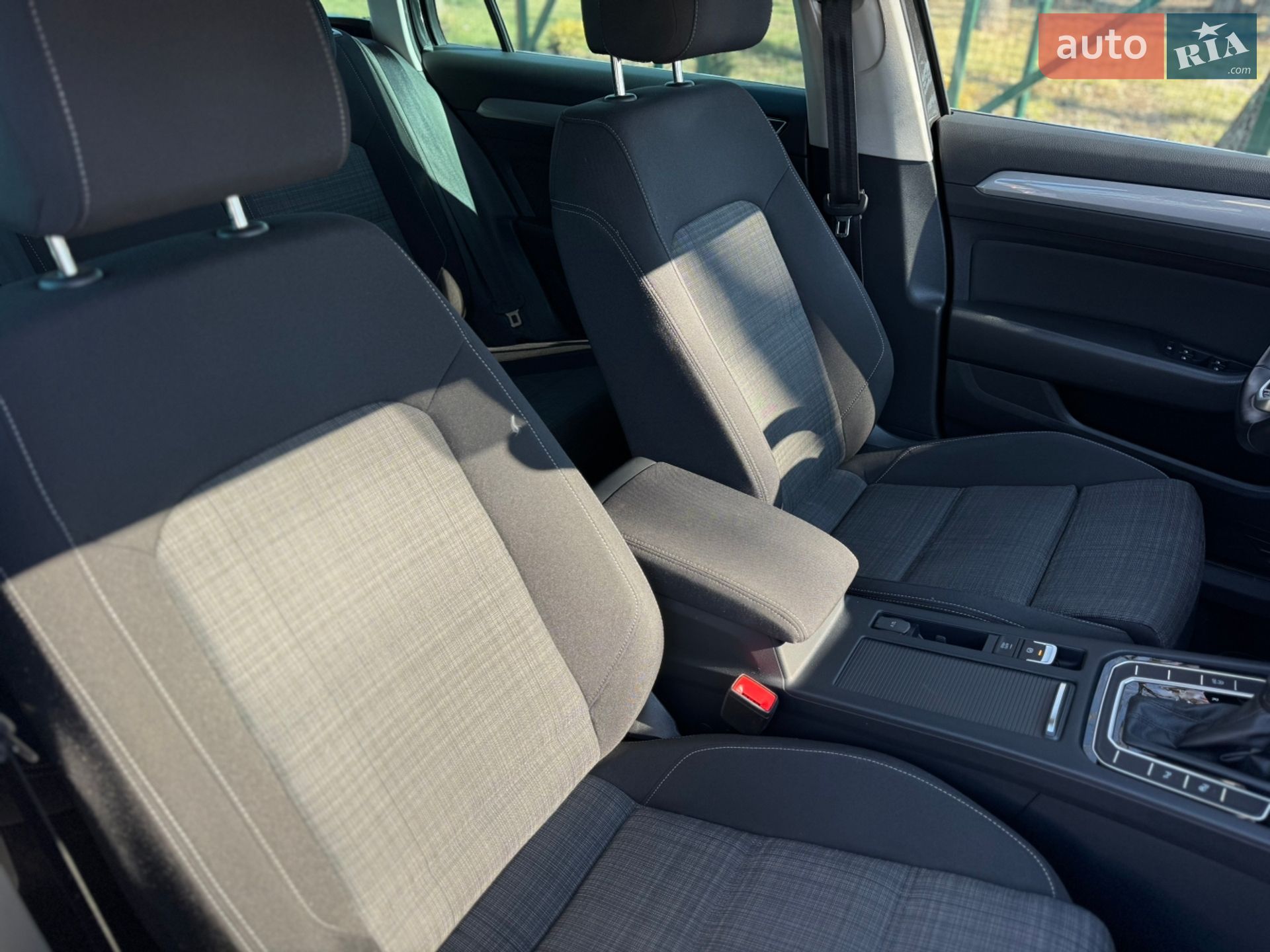 Volkswagen Passat 2022 VIN WVWZZZ3CZNE081626 фото оголошення 12 з 47