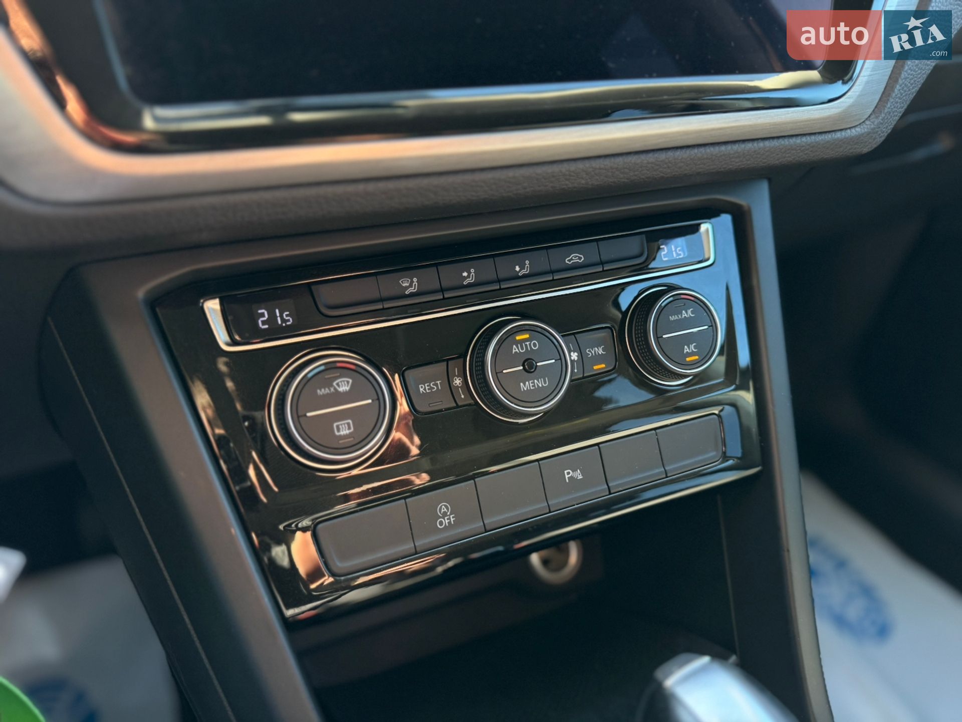 Volkswagen Touran 2019 VIN WVGZZZ1TZLW016021 фото оголошення 20 з 42